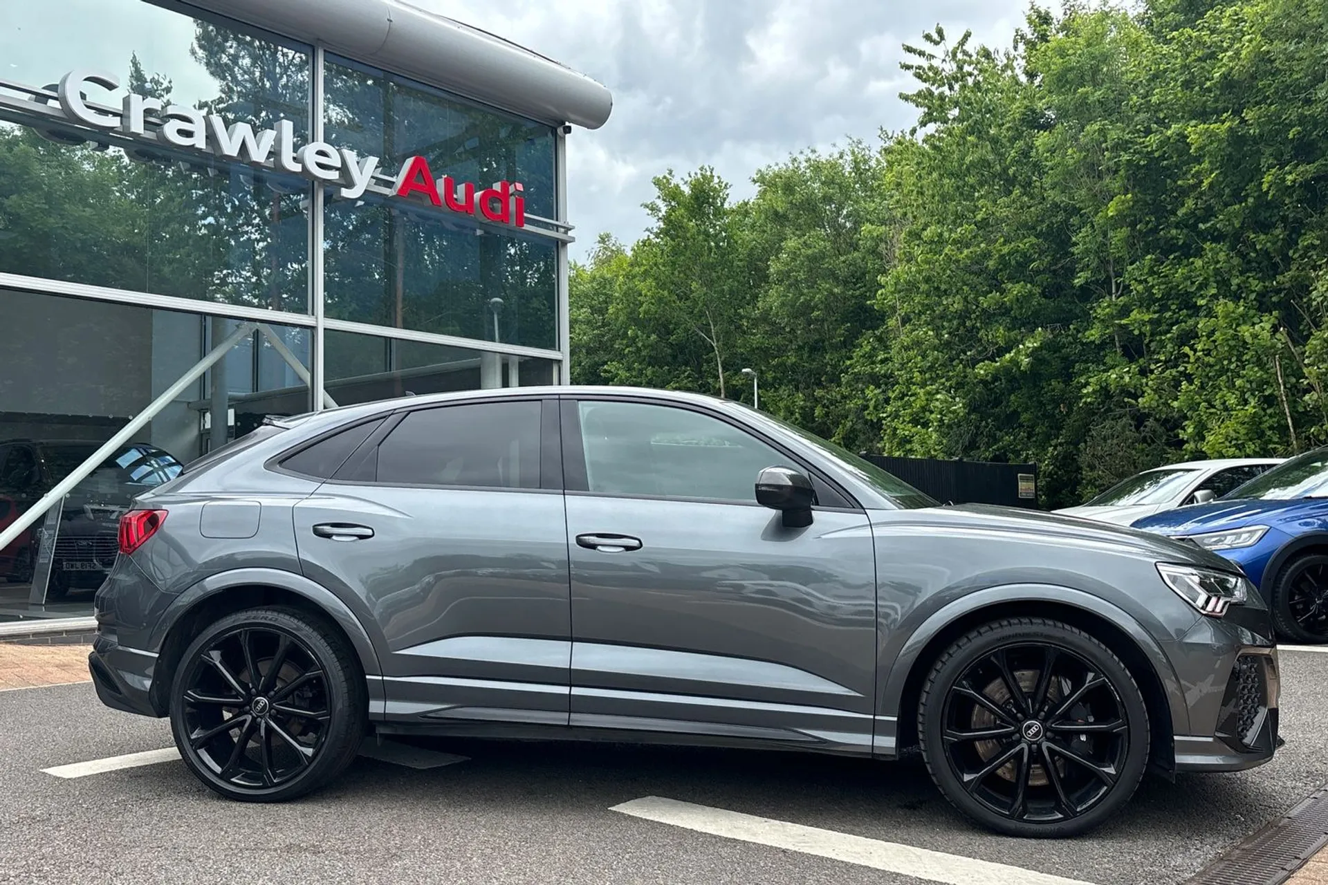 Audi RS Q3 thumbnail image number 2