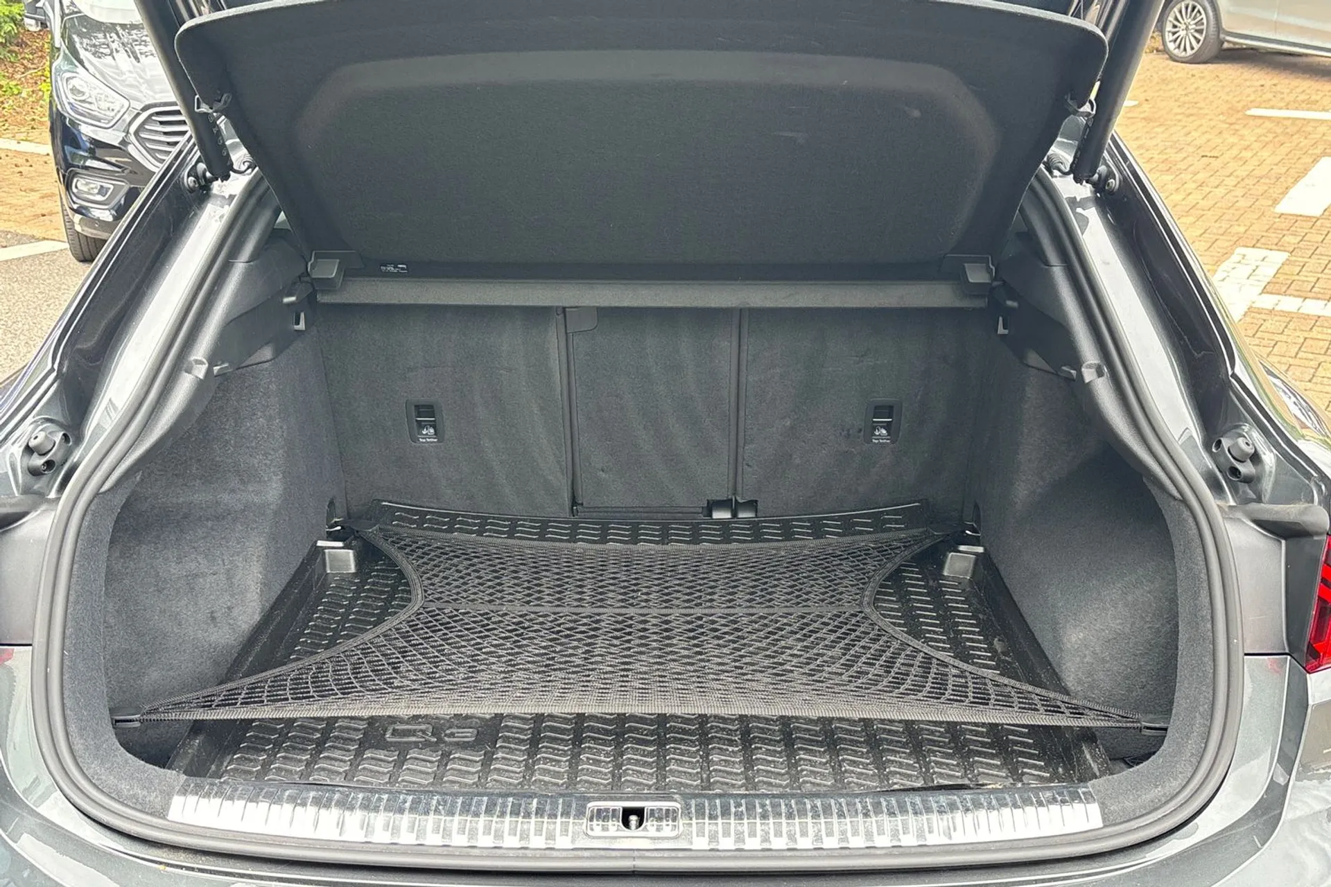 Audi RS Q3 thumbnail image number 20