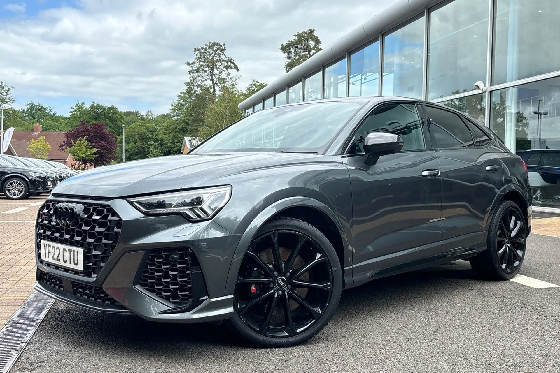Audi RS Q3 thumbnail image number 12