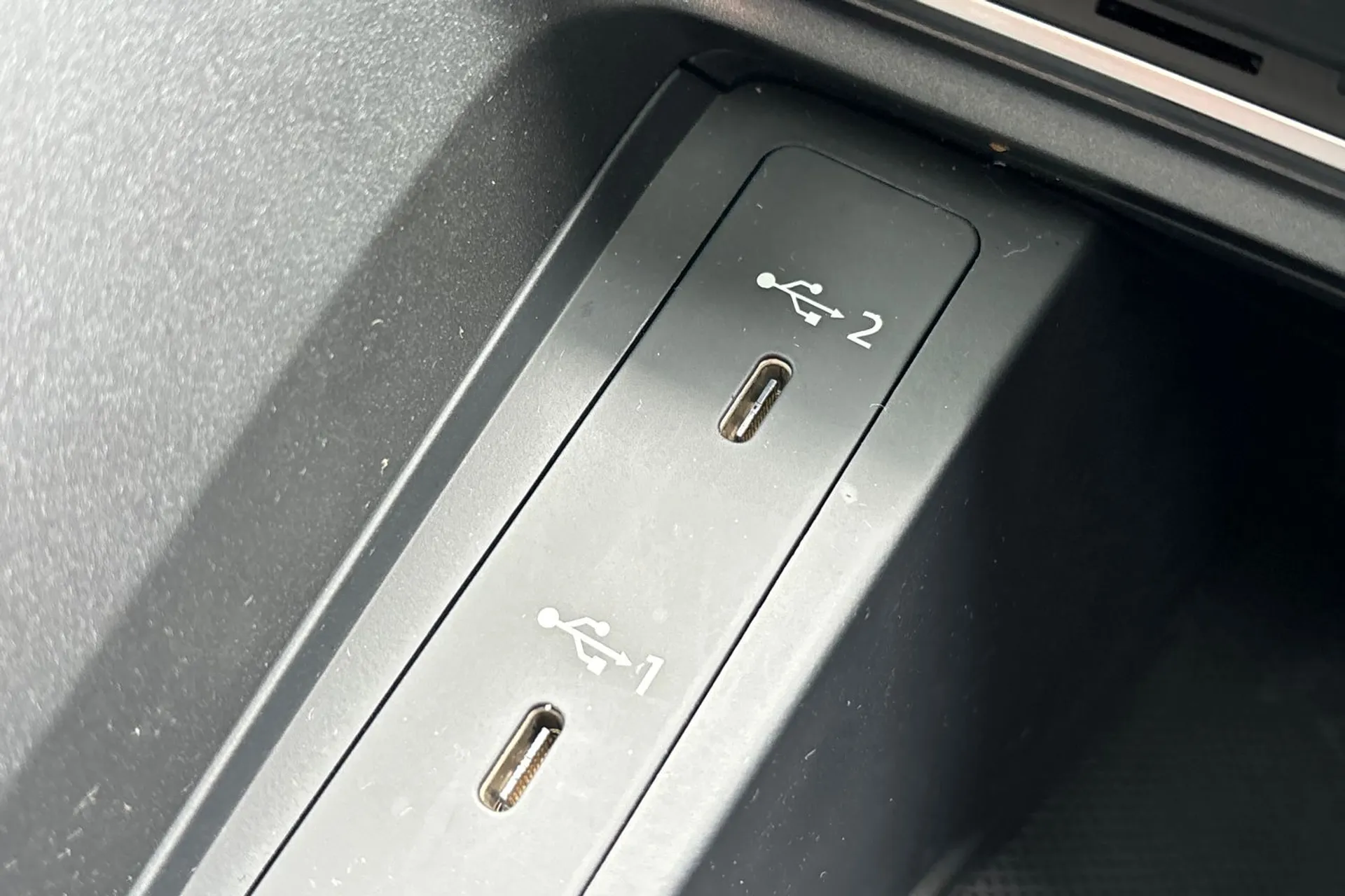Audi RS Q3 thumbnail image number 44