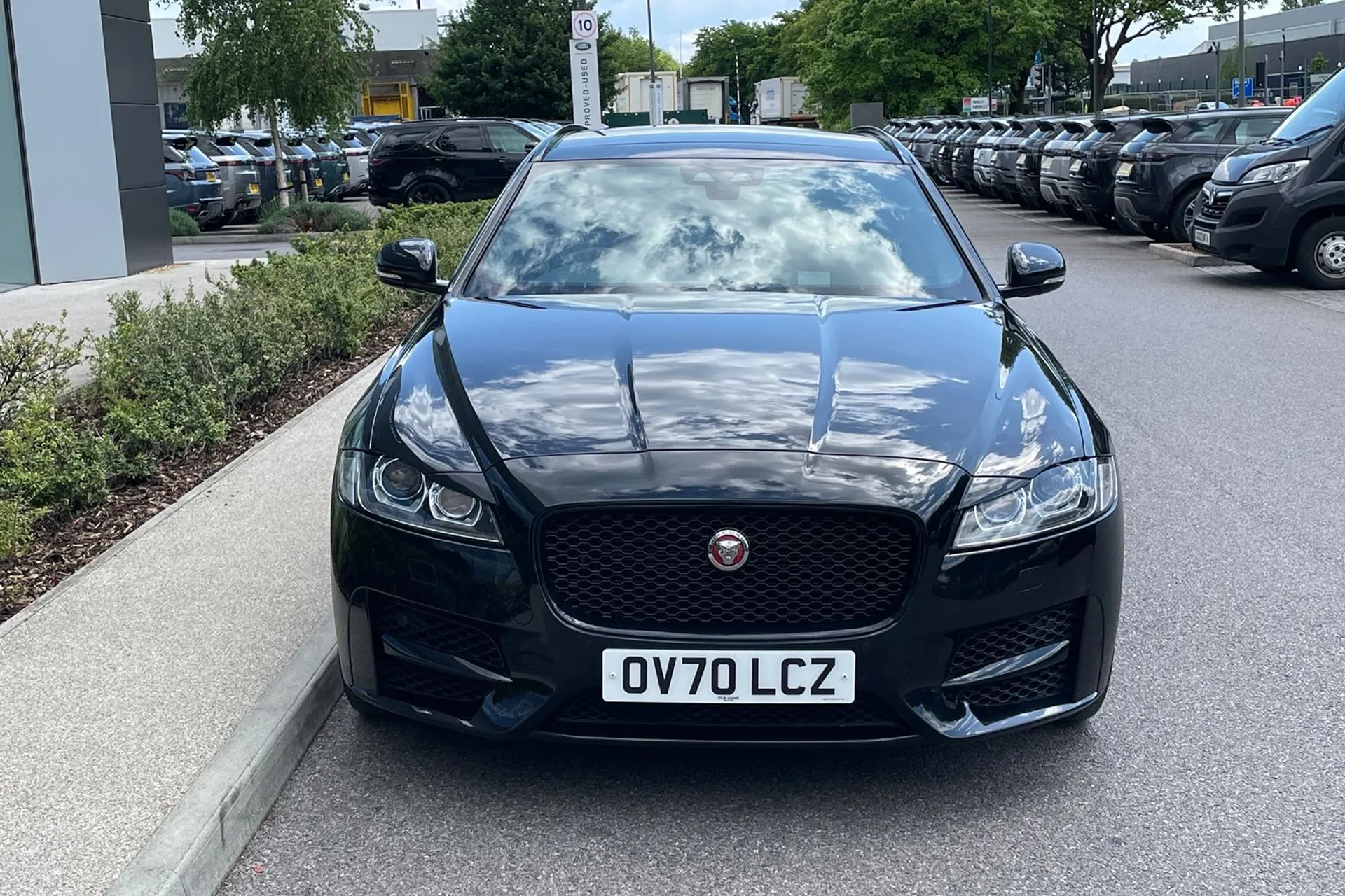 Jaguar XF thumbnail image number 14
