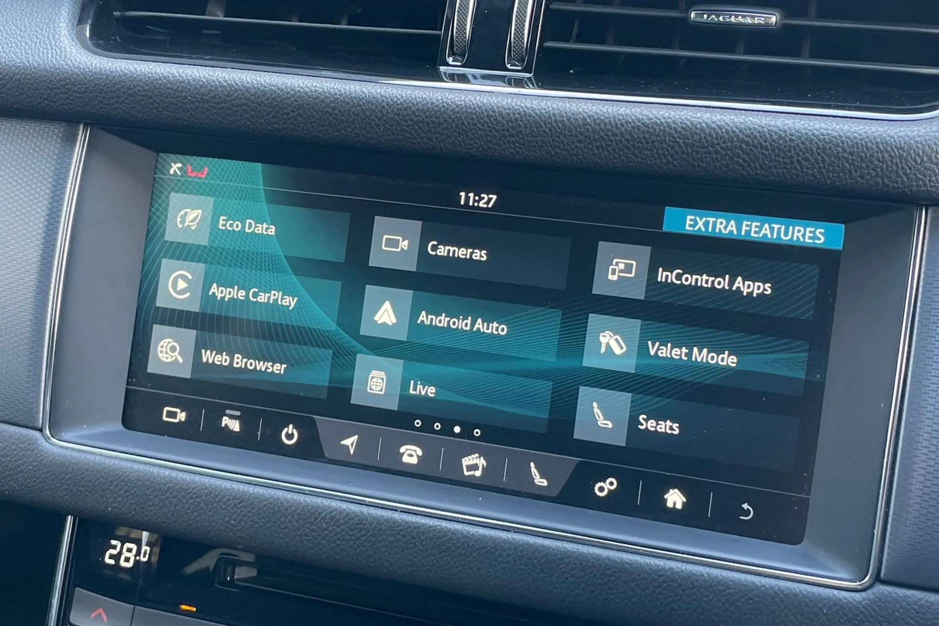 Jaguar XF thumbnail image number 38