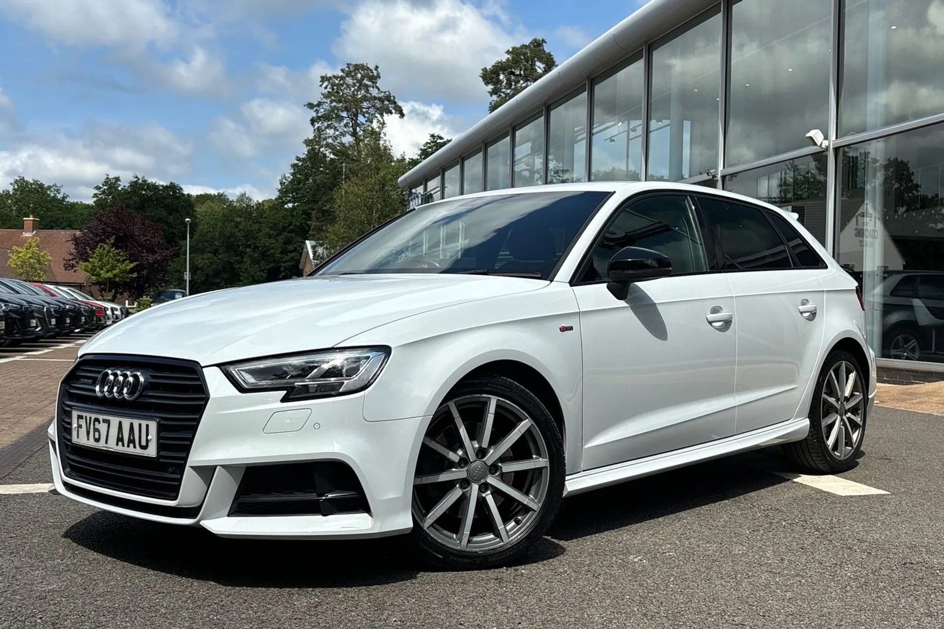 Audi A3 thumbnail image number 11
