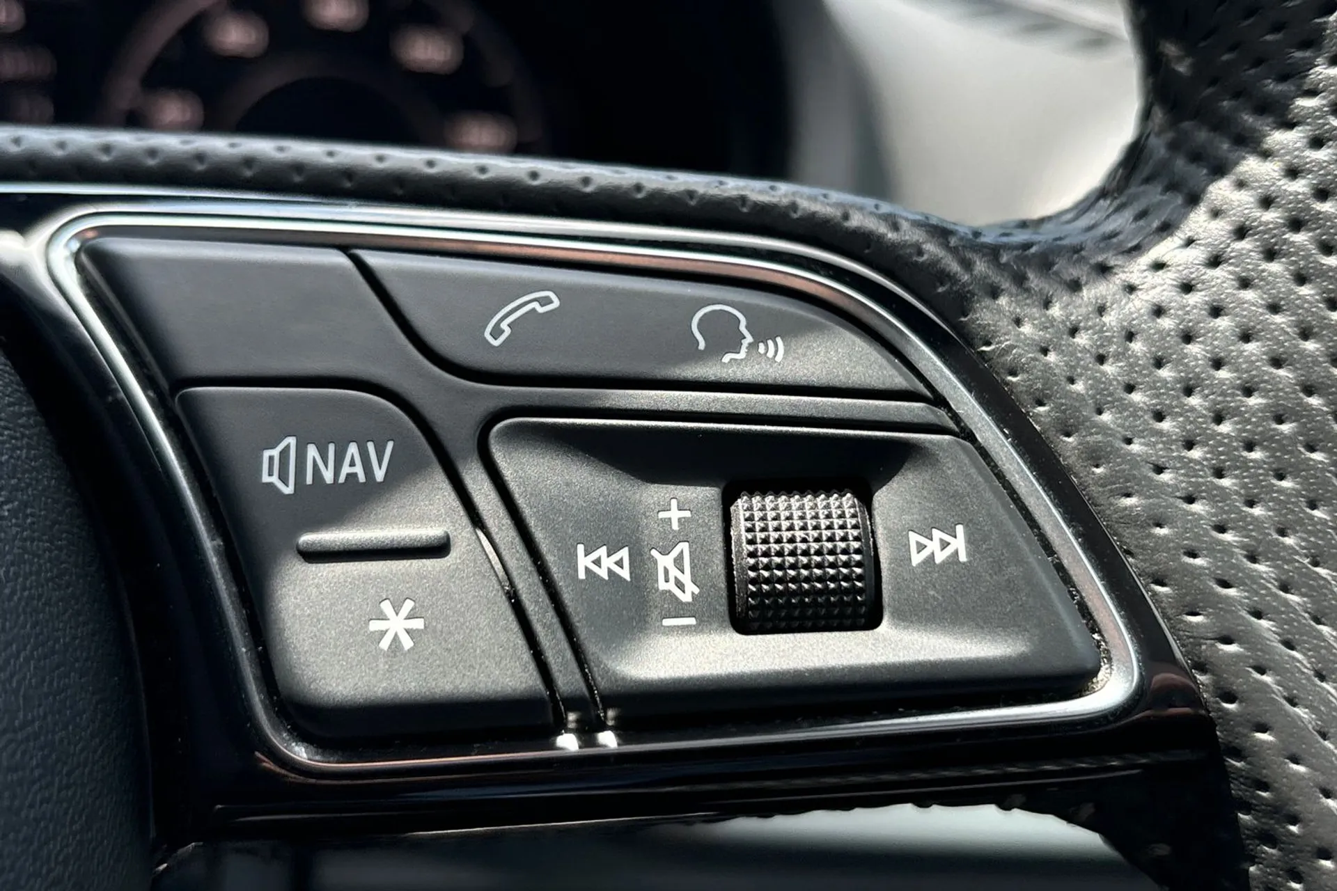 Audi A3 thumbnail image number 38