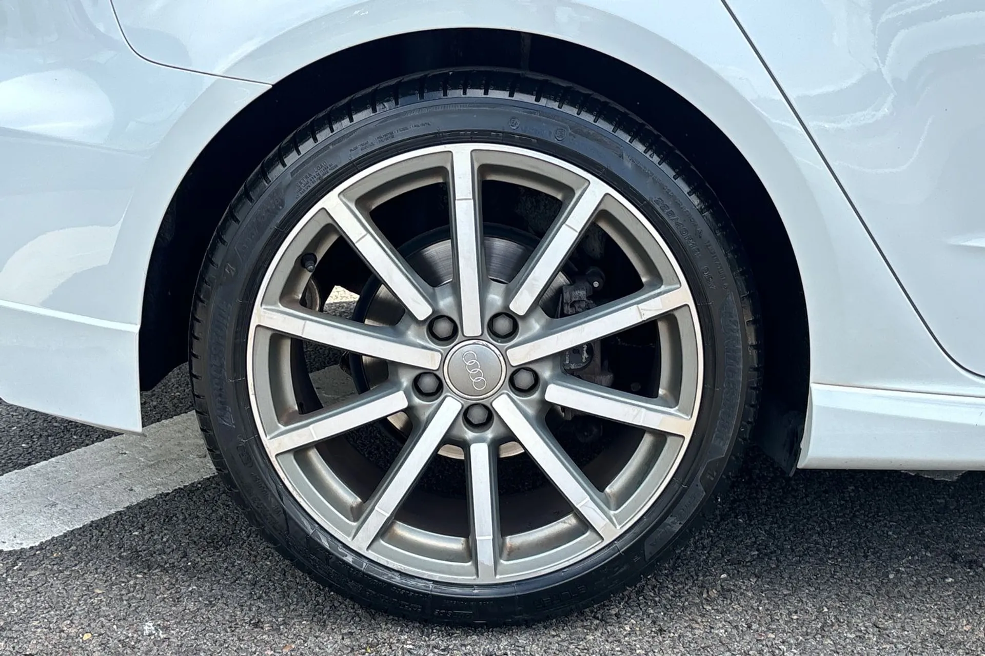 Audi A3 thumbnail image number 13