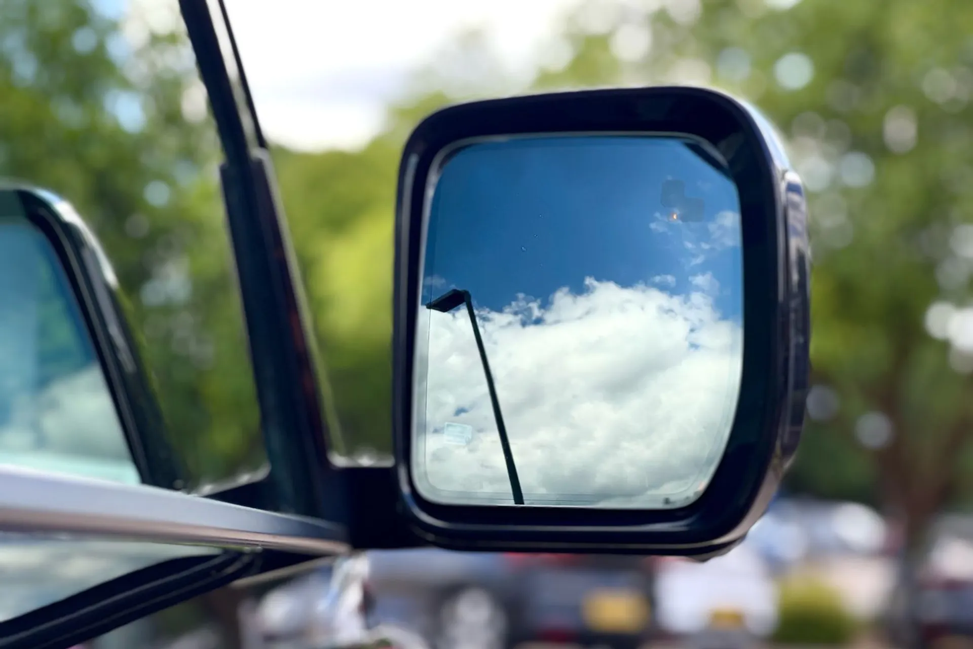 LAND ROVER DEFENDER thumbnail image number 9