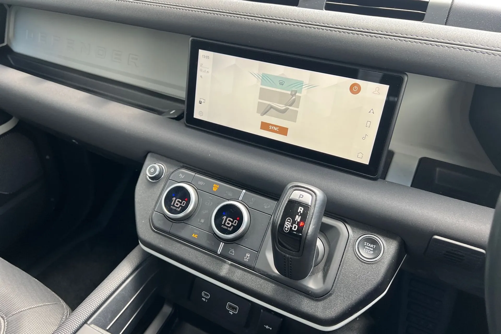 LAND ROVER DEFENDER thumbnail image number 43