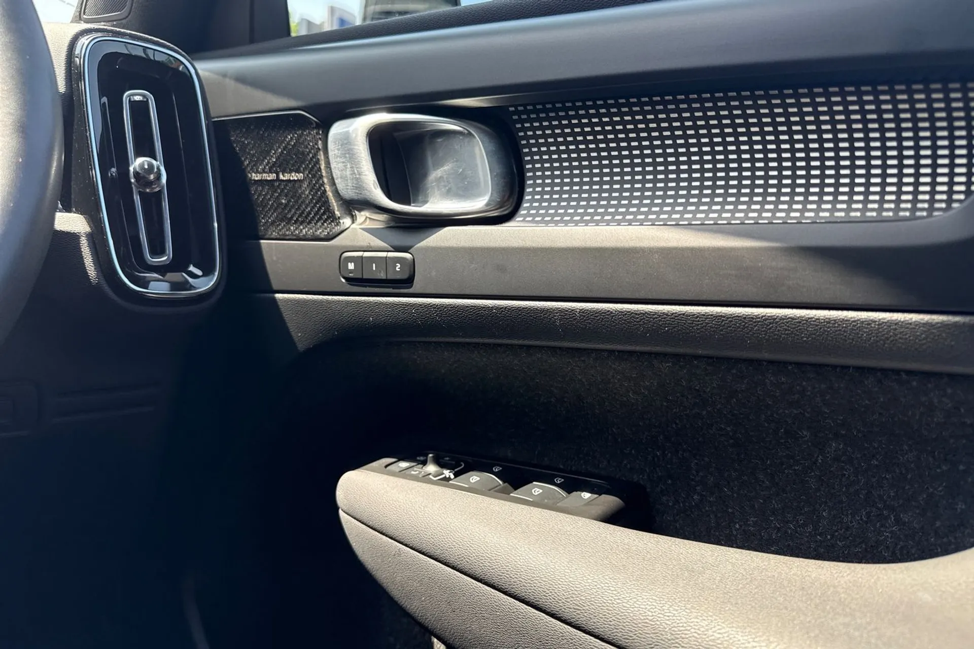 Volvo XC40 thumbnail image number 41