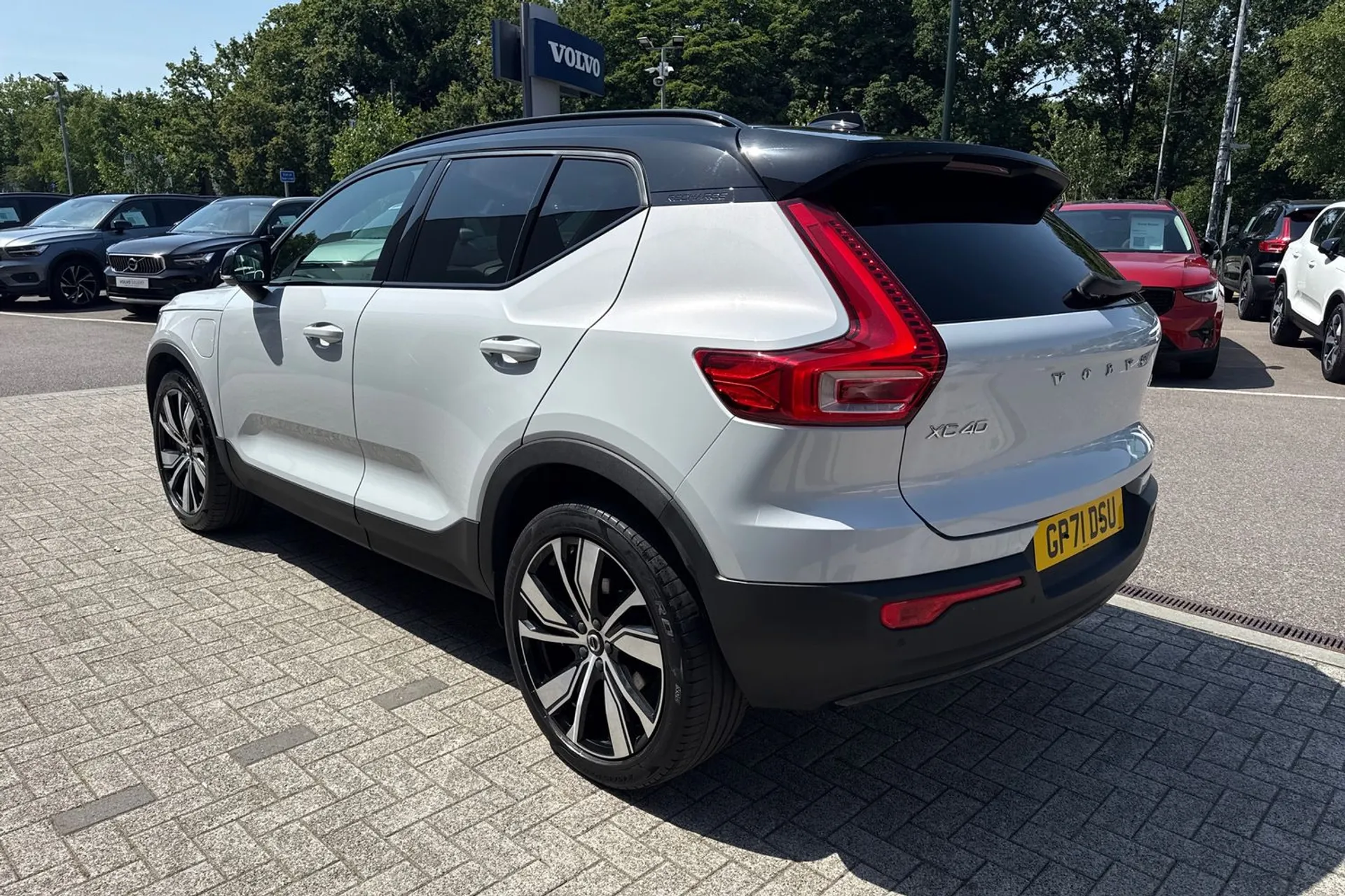Volvo XC40 thumbnail image number 11