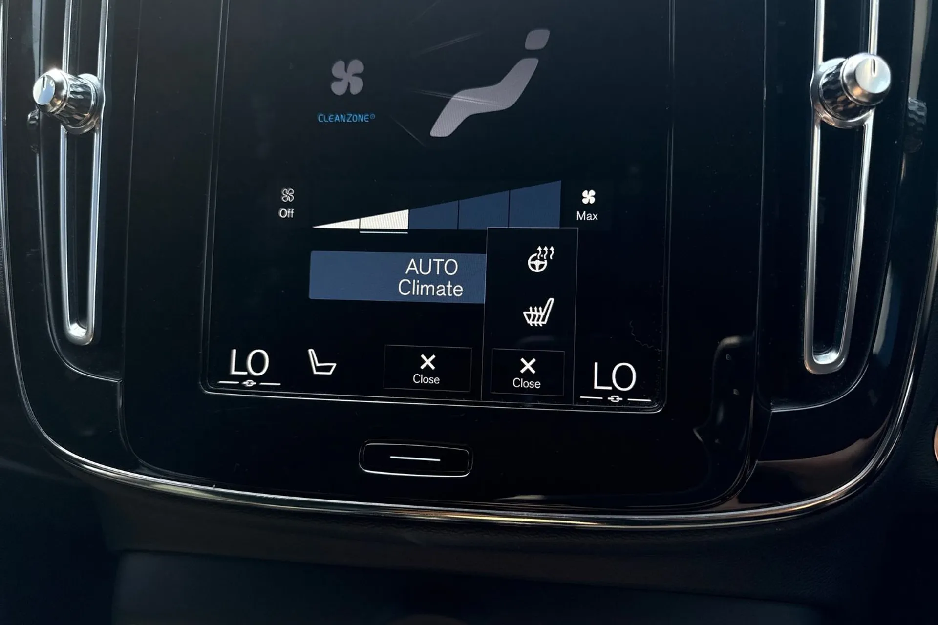 Volvo XC40 thumbnail image number 38