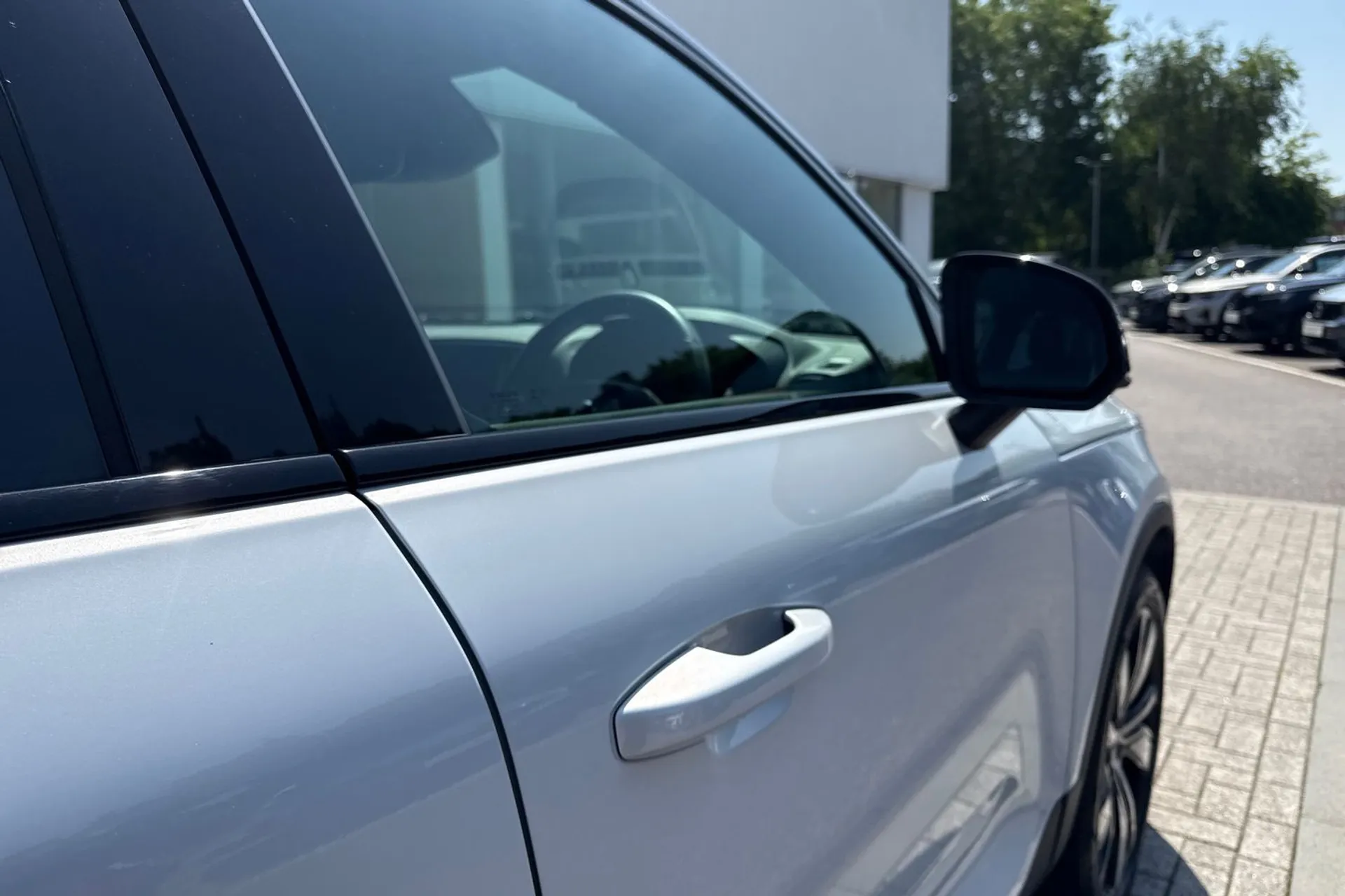 Volvo XC40 thumbnail image number 18