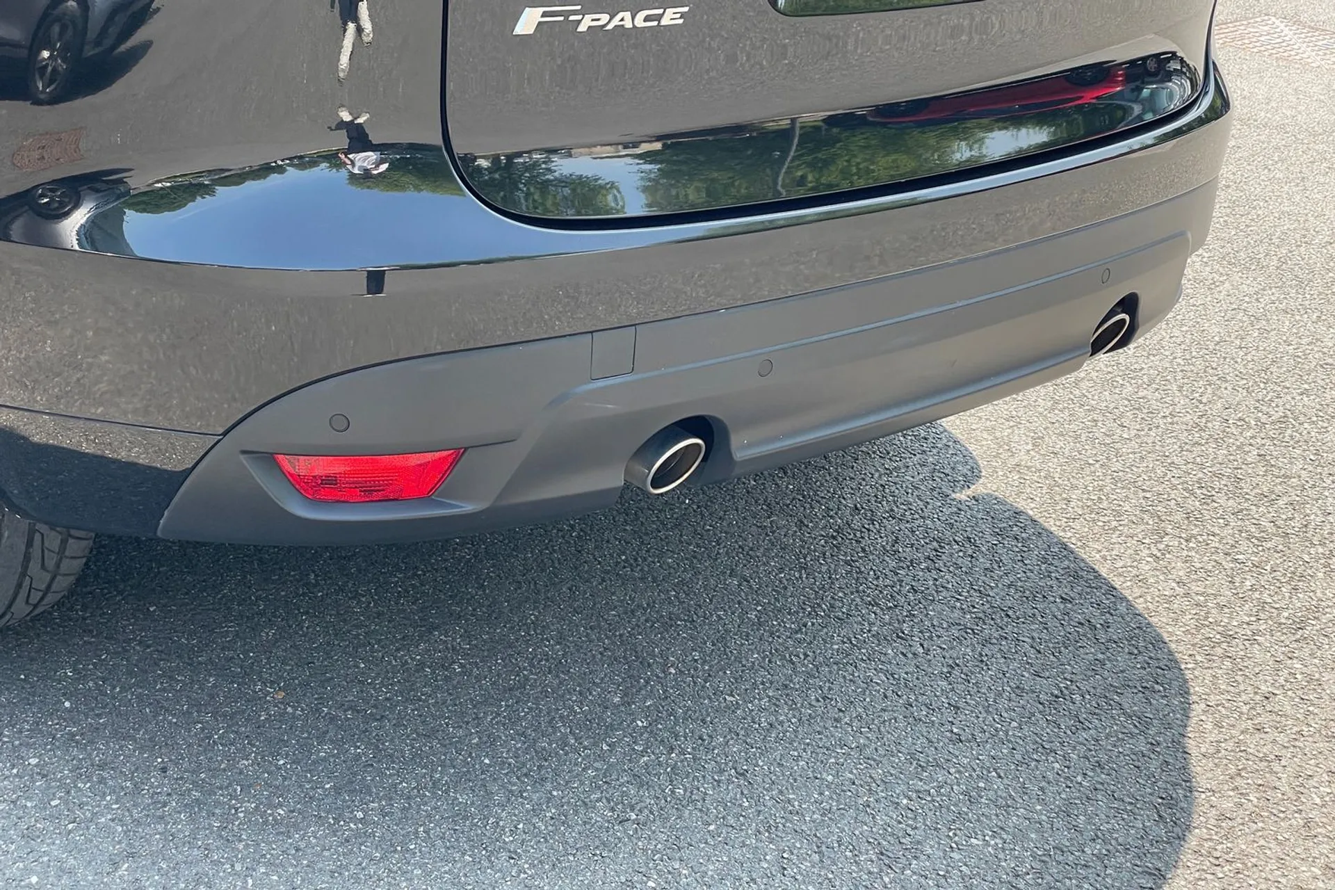 Jaguar F-PACE thumbnail image number 62