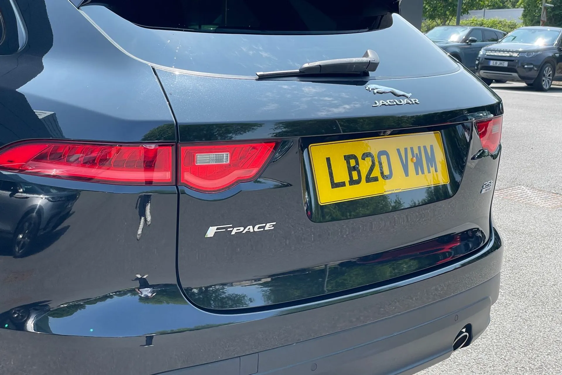 Jaguar F-PACE thumbnail image number 48