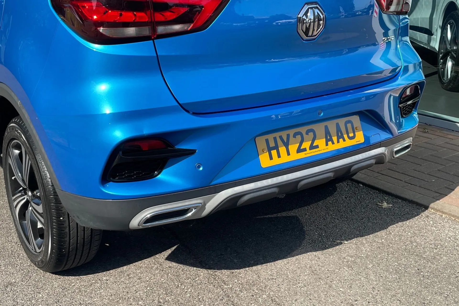 MG ZS thumbnail image number 16