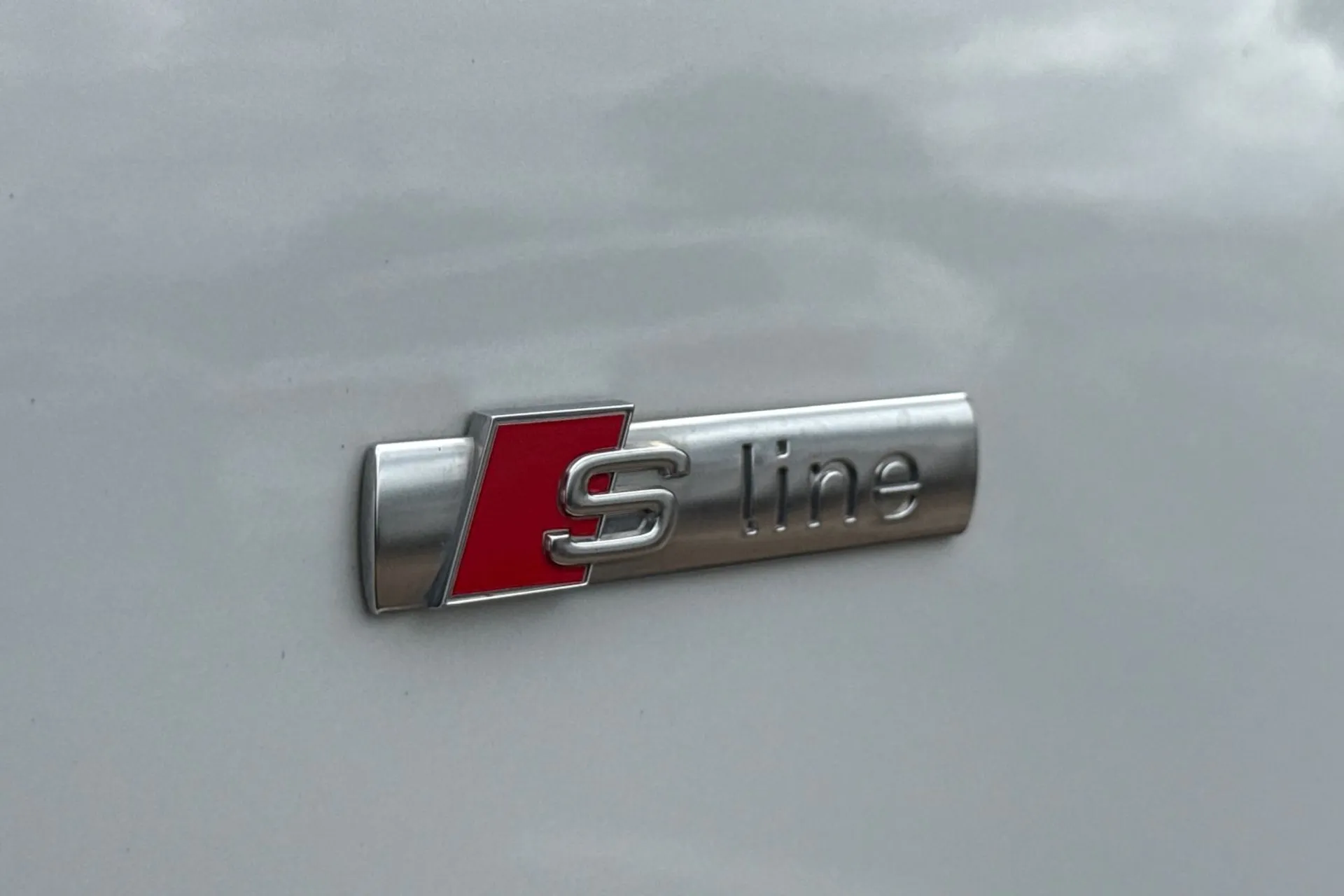 Audi Q2 thumbnail image number 23