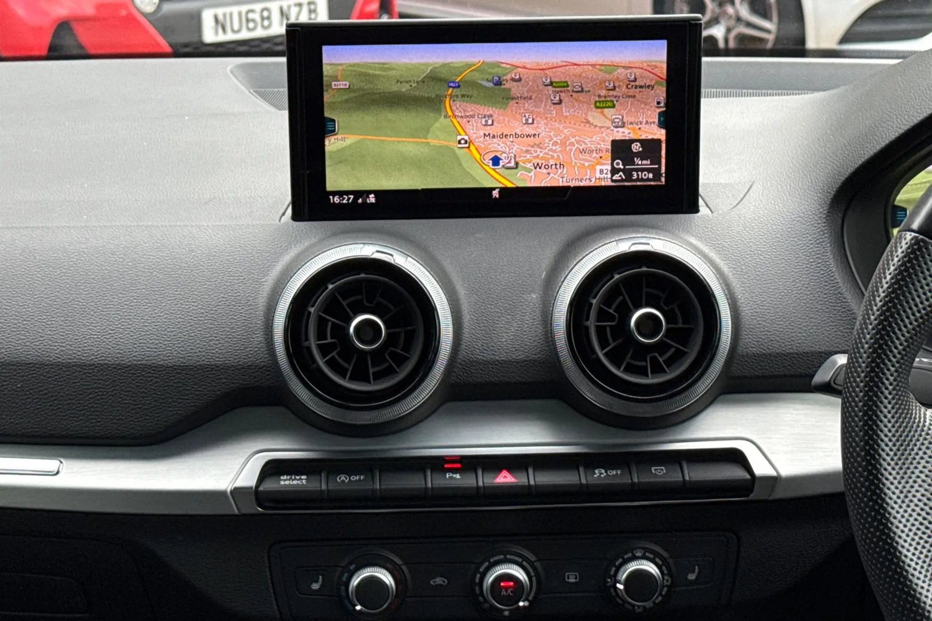 Audi Q2 thumbnail image number 35