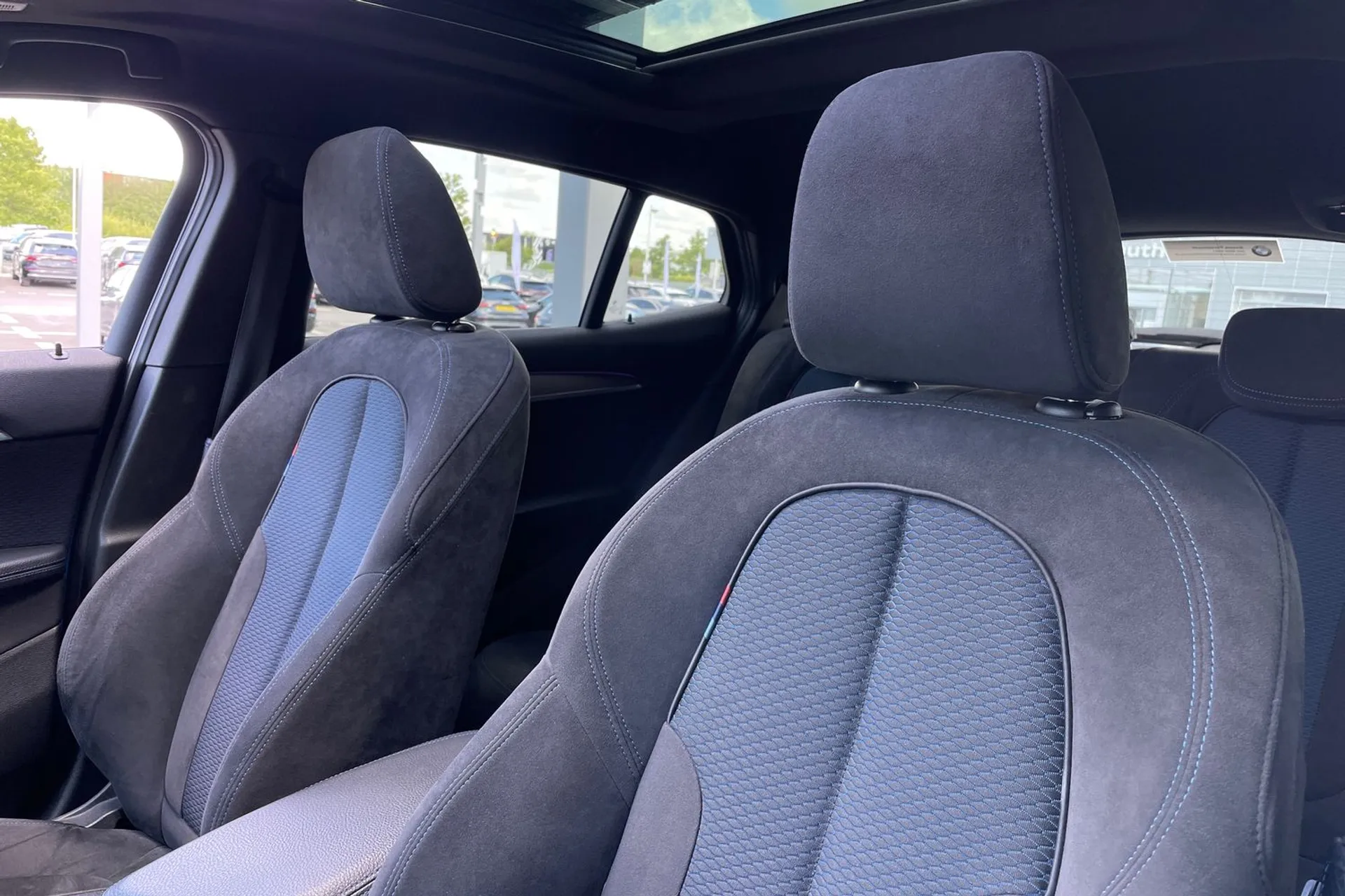 BMW X2 thumbnail image number 29