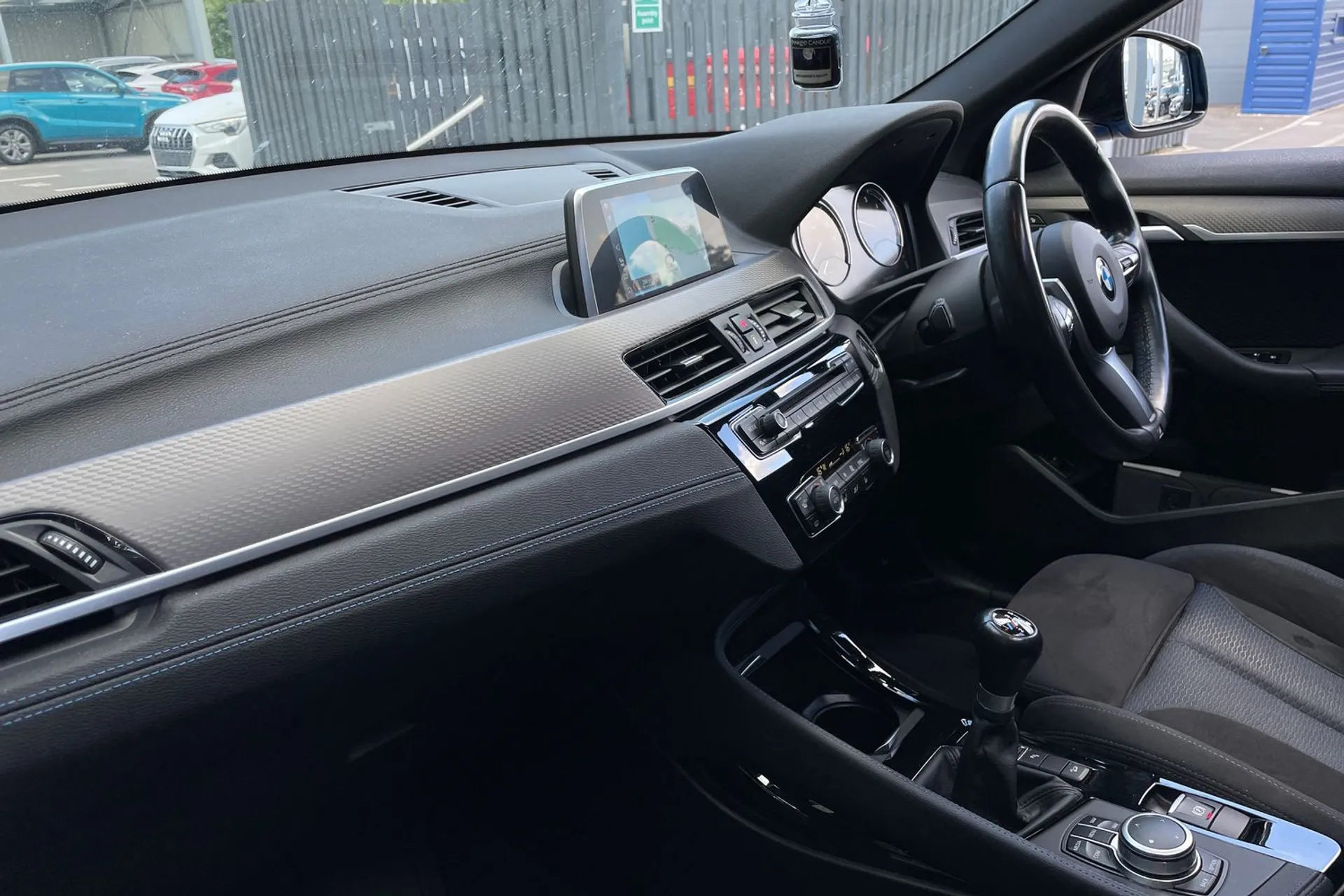 BMW X2 thumbnail image number 27