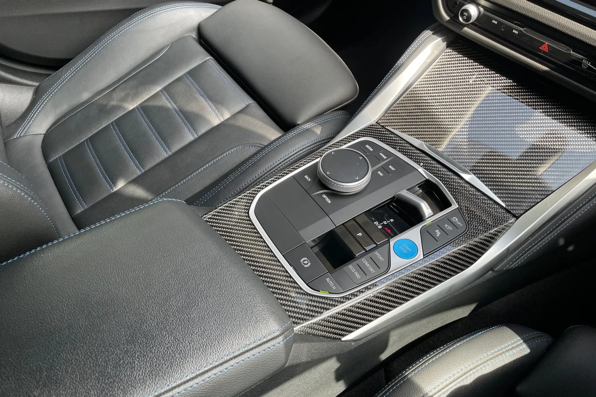 BMW I4 thumbnail image number 40