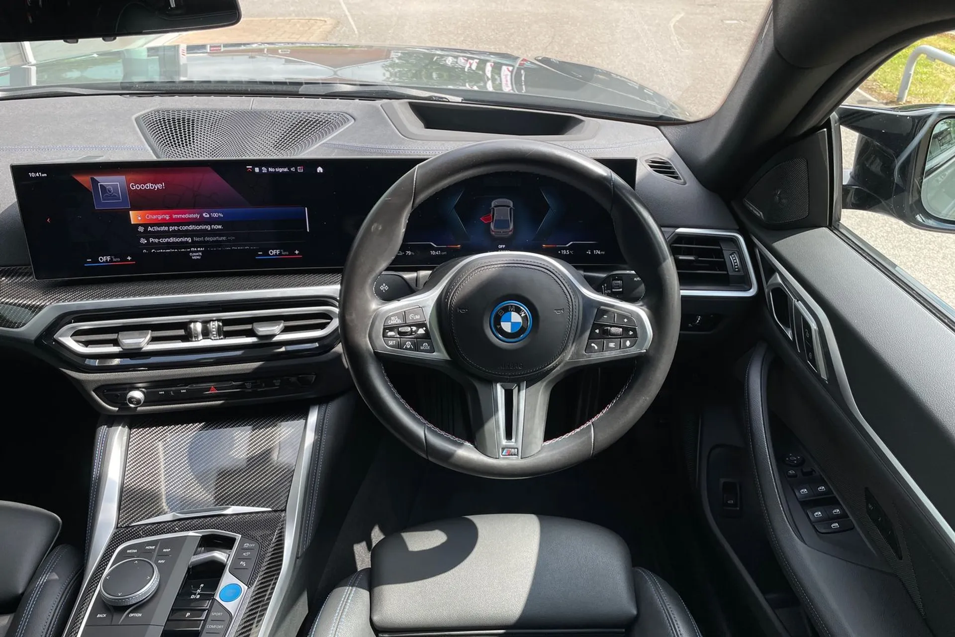 BMW I4 thumbnail image number 33