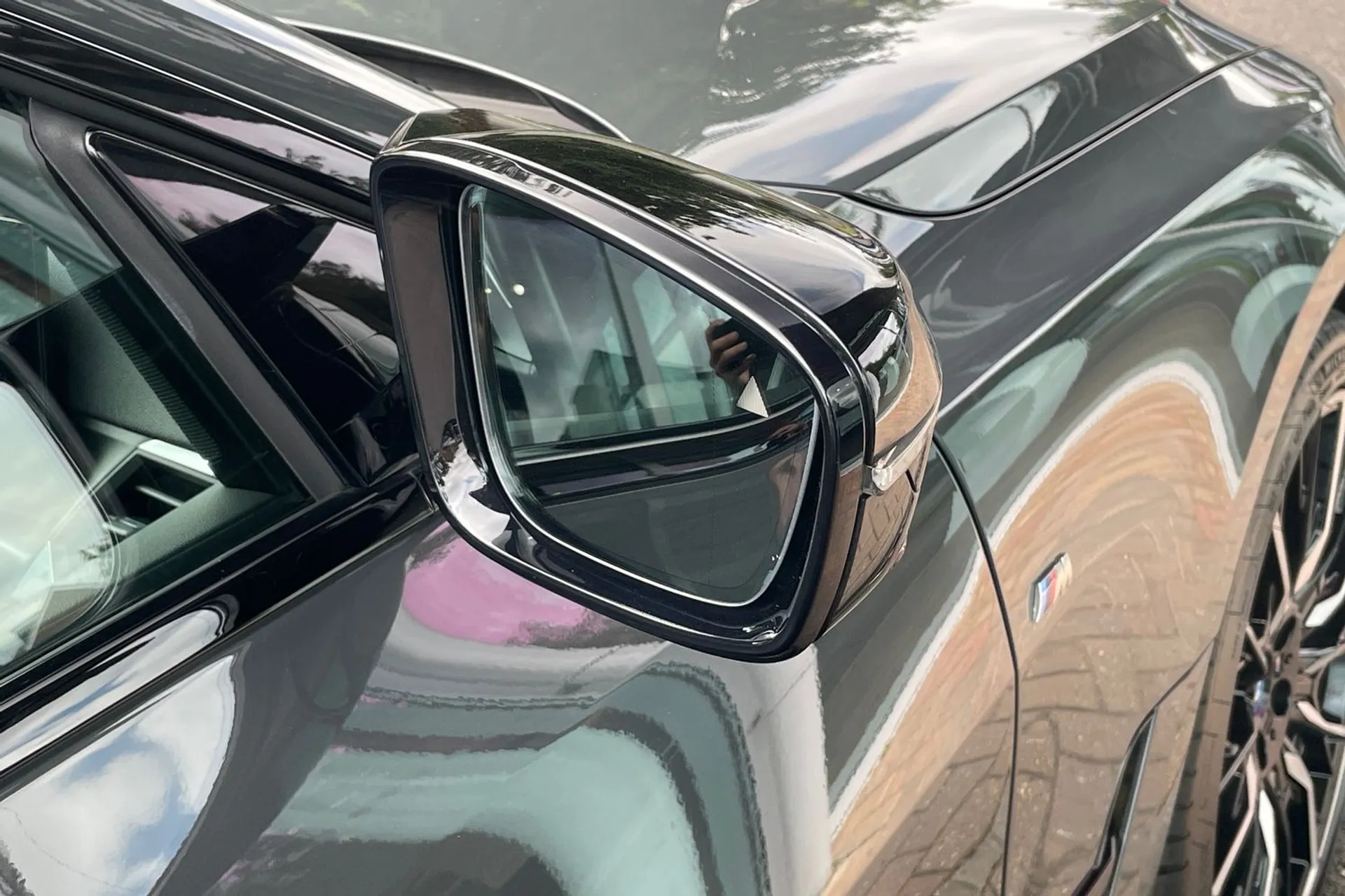BMW I4 thumbnail image number 47