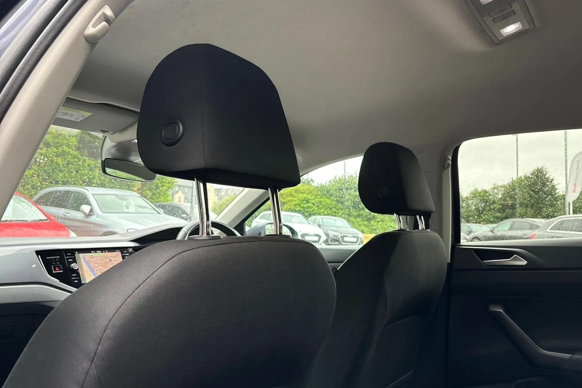 VOLKSWAGEN TAIGO thumbnail image number 29