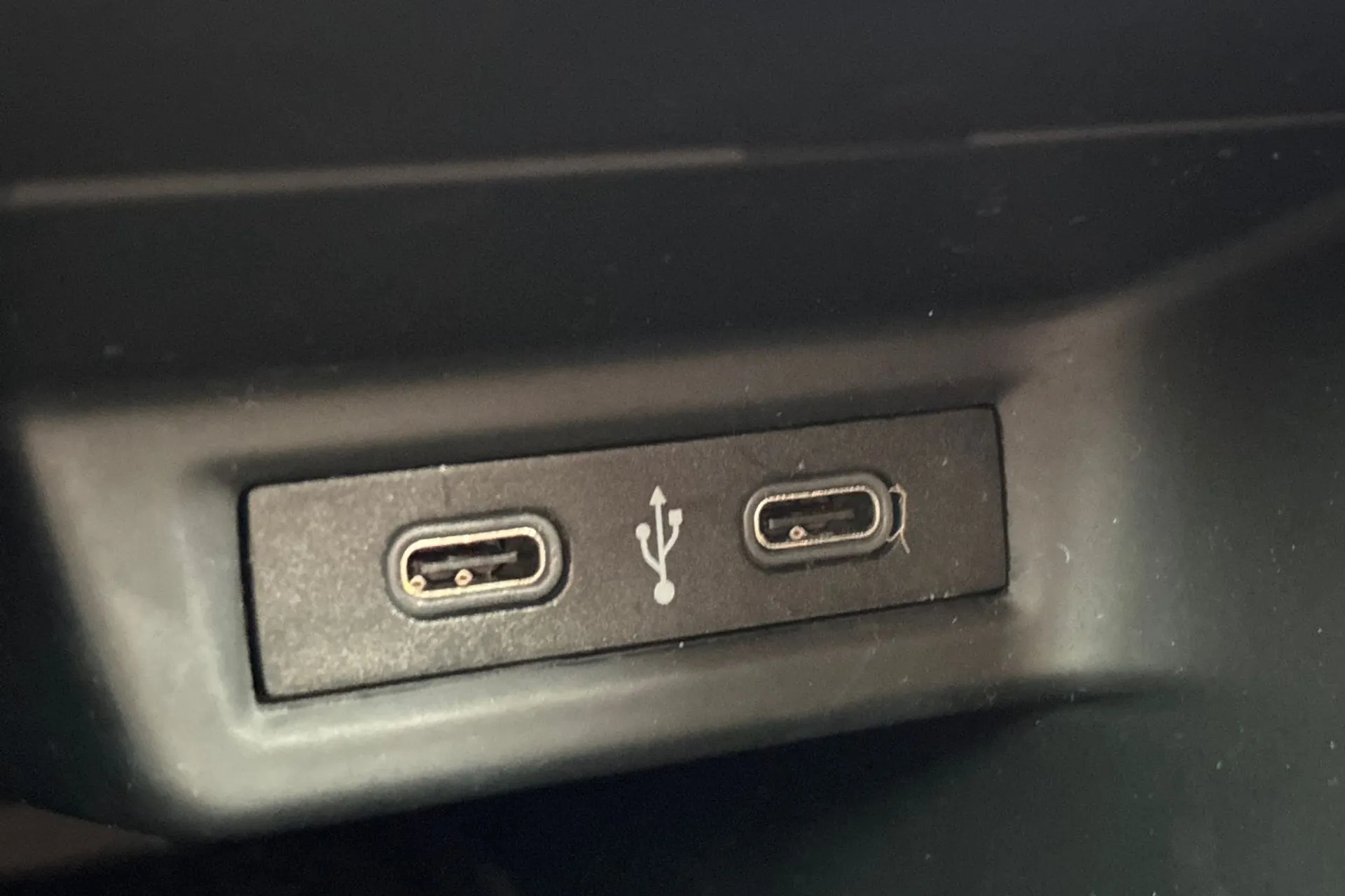 VOLKSWAGEN TAIGO thumbnail image number 43