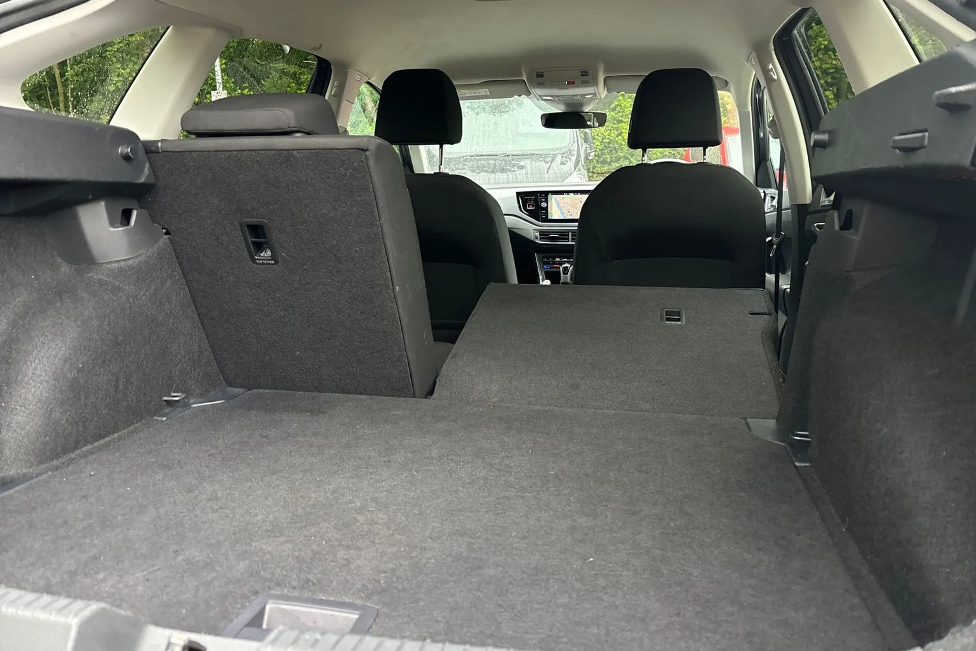 VOLKSWAGEN TAIGO thumbnail image number 20