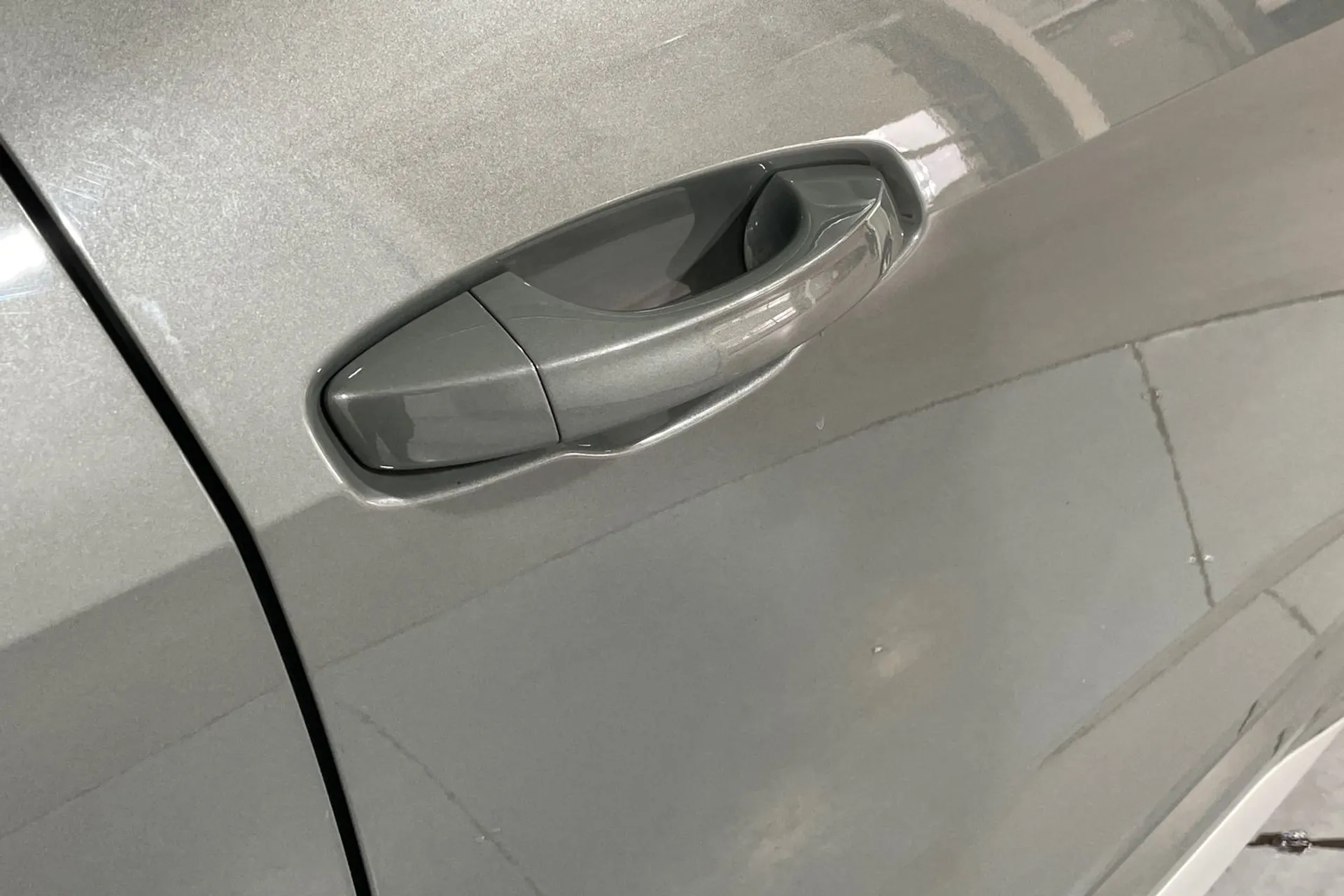 Audi Q3 thumbnail image number 15