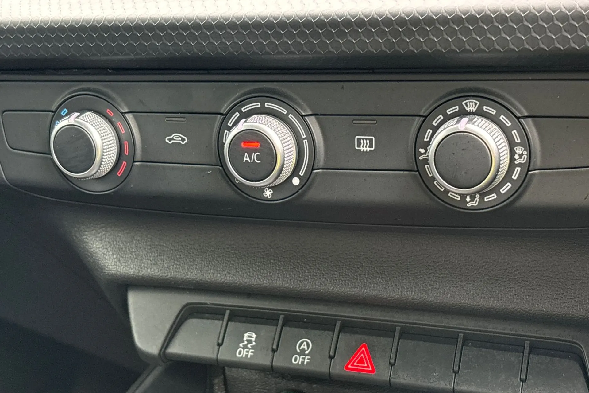 Audi A1 thumbnail image number 39