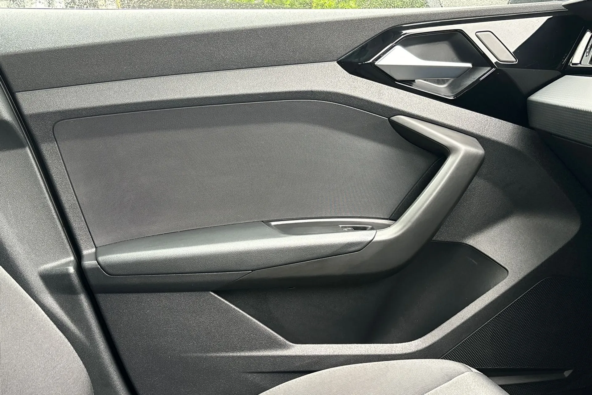 Audi A1 thumbnail image number 40