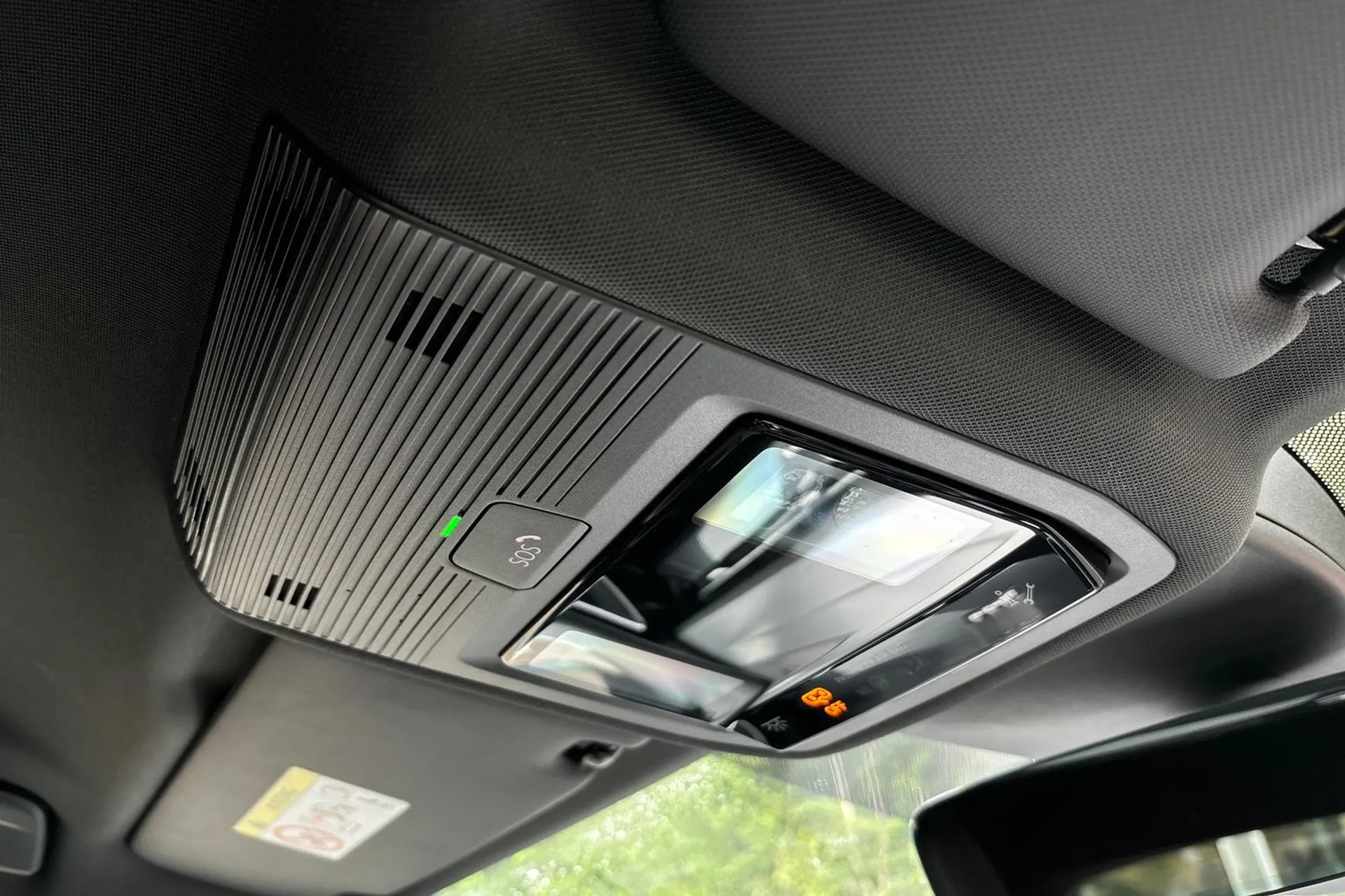 Audi Q4 thumbnail image number 42