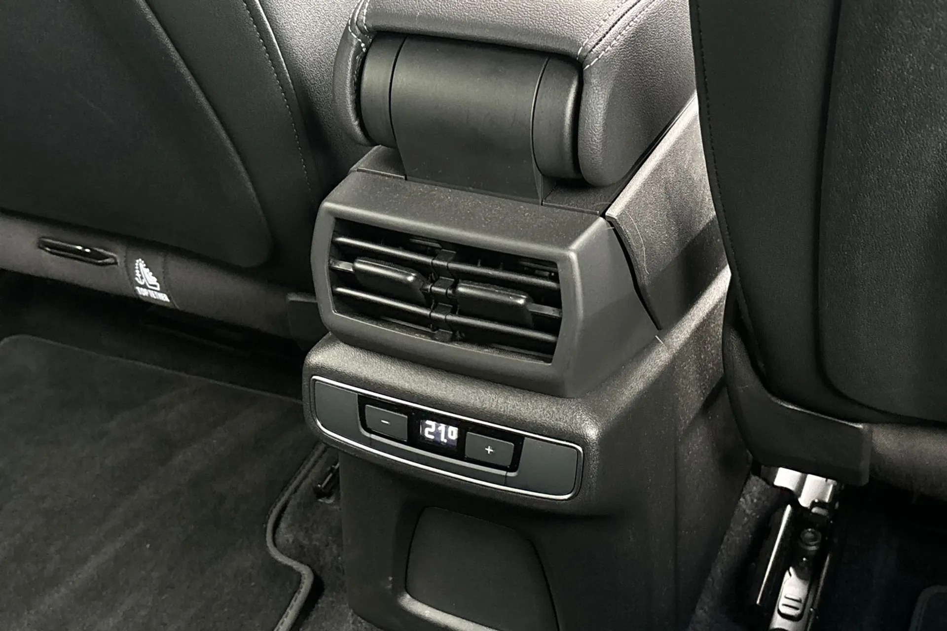 Audi Q4 thumbnail image number 47