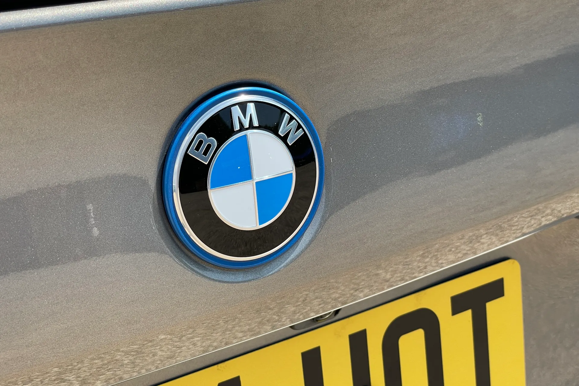 BMW I5 thumbnail image number 19