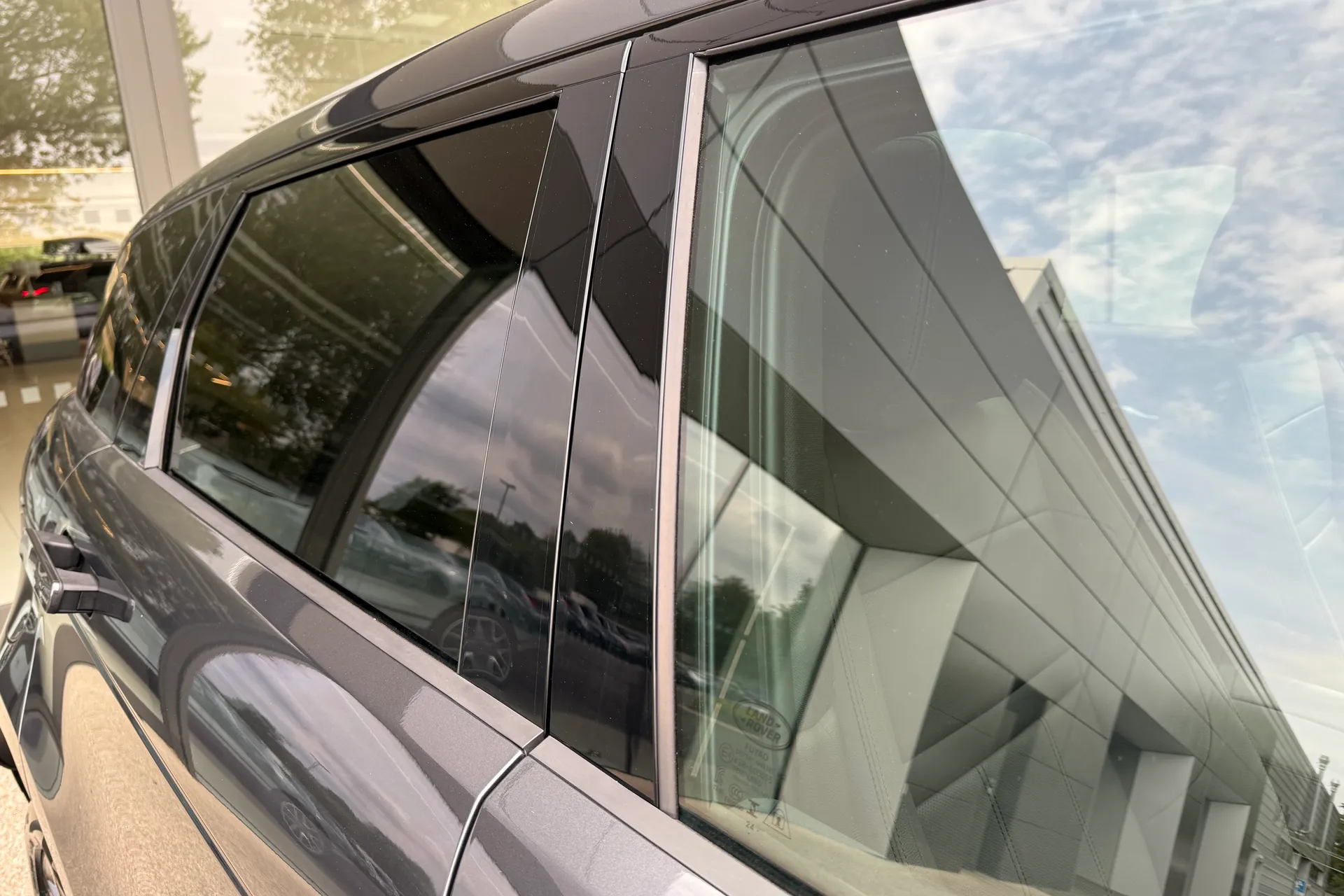 LAND ROVER RANGE ROVER EVOQUE thumbnail image number 25