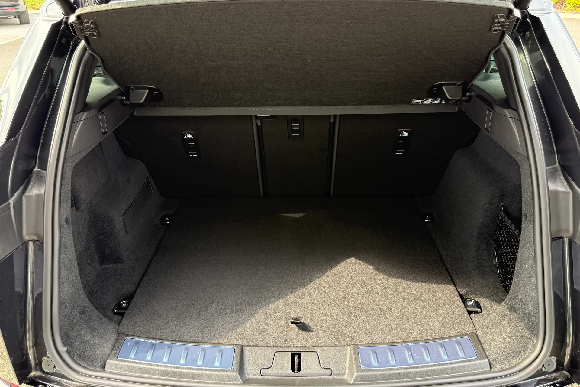 LAND ROVER RANGE ROVER EVOQUE thumbnail image number 40