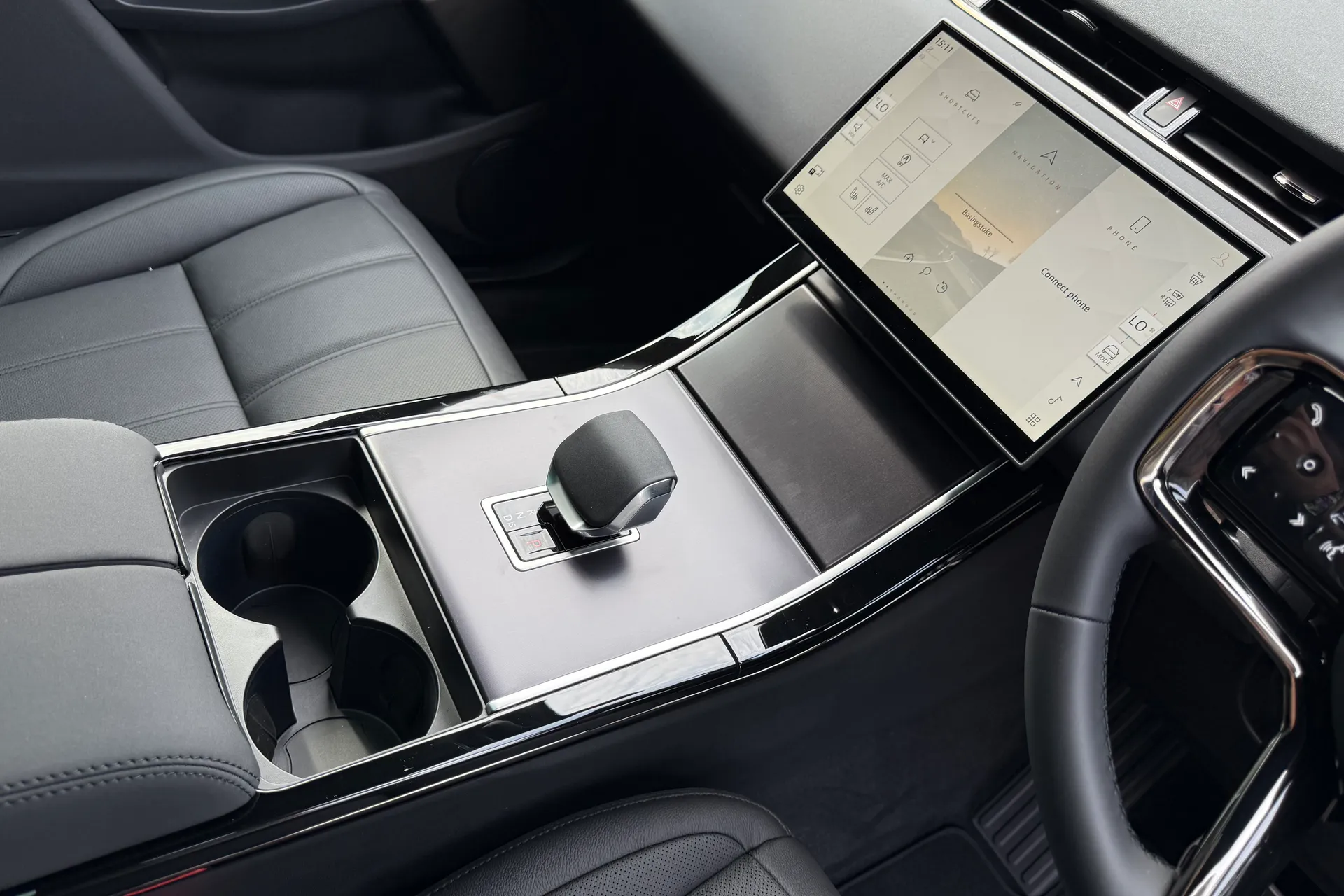 LAND ROVER RANGE ROVER EVOQUE thumbnail image number 19