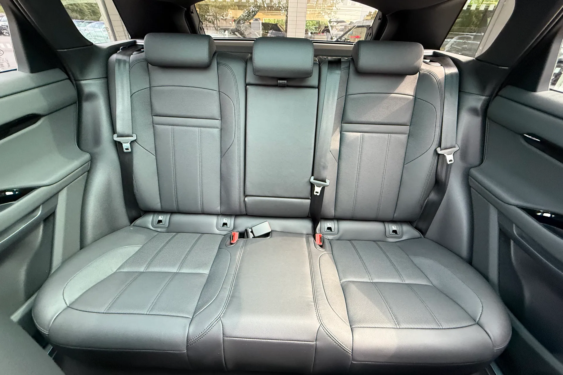 LAND ROVER RANGE ROVER EVOQUE thumbnail image number 11