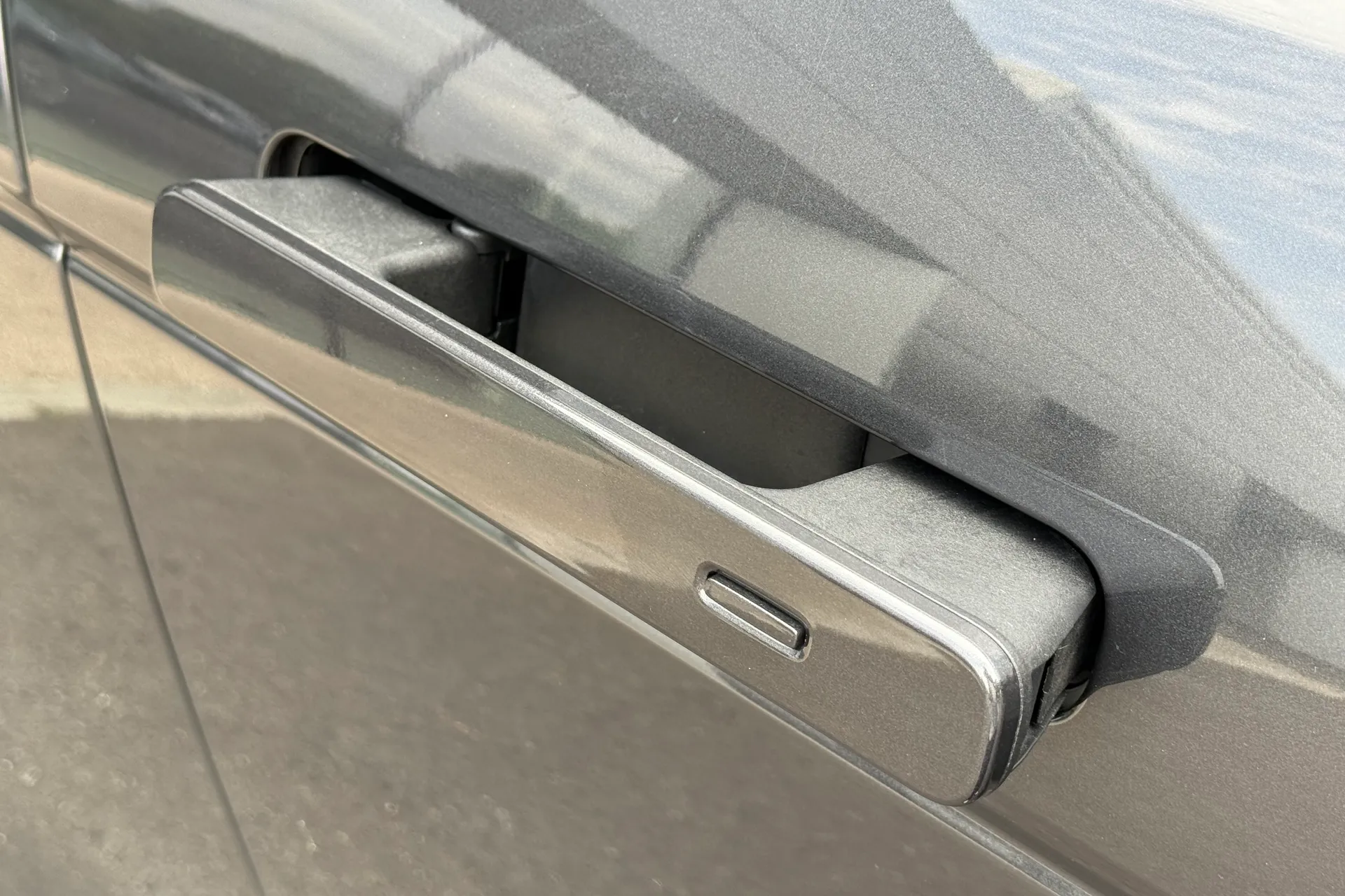 LAND ROVER RANGE ROVER EVOQUE thumbnail image number 38