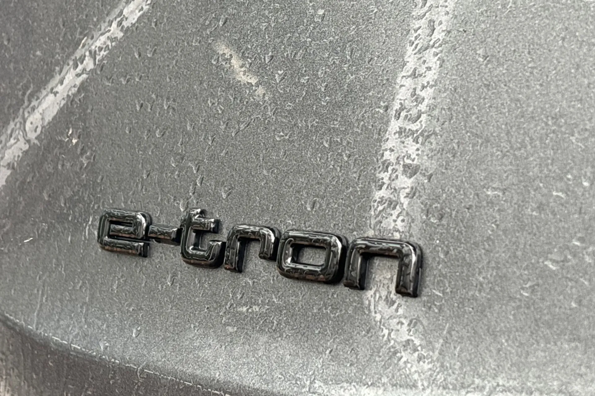 Audi e-tron thumbnail image number 49