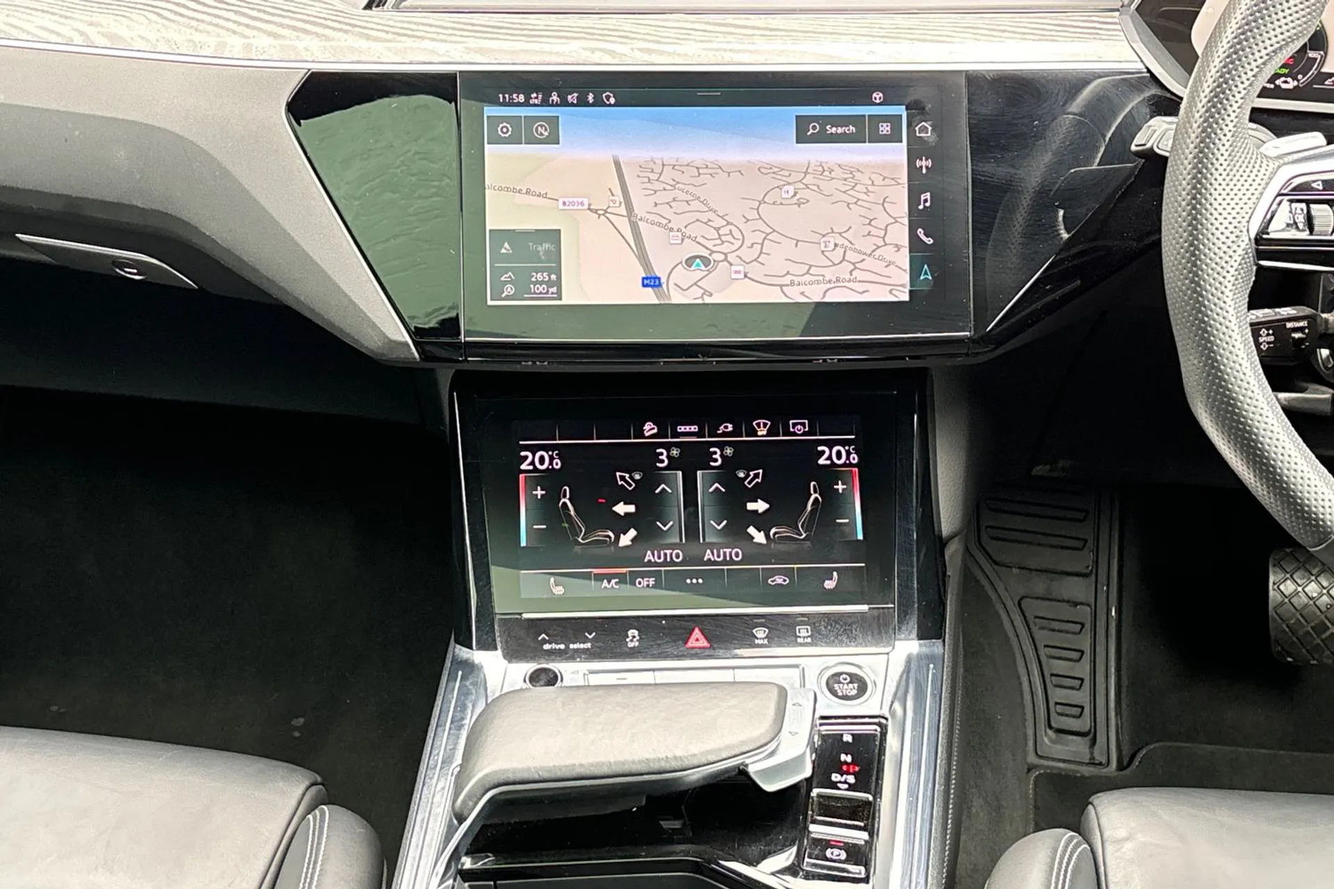 Audi e-tron thumbnail image number 36