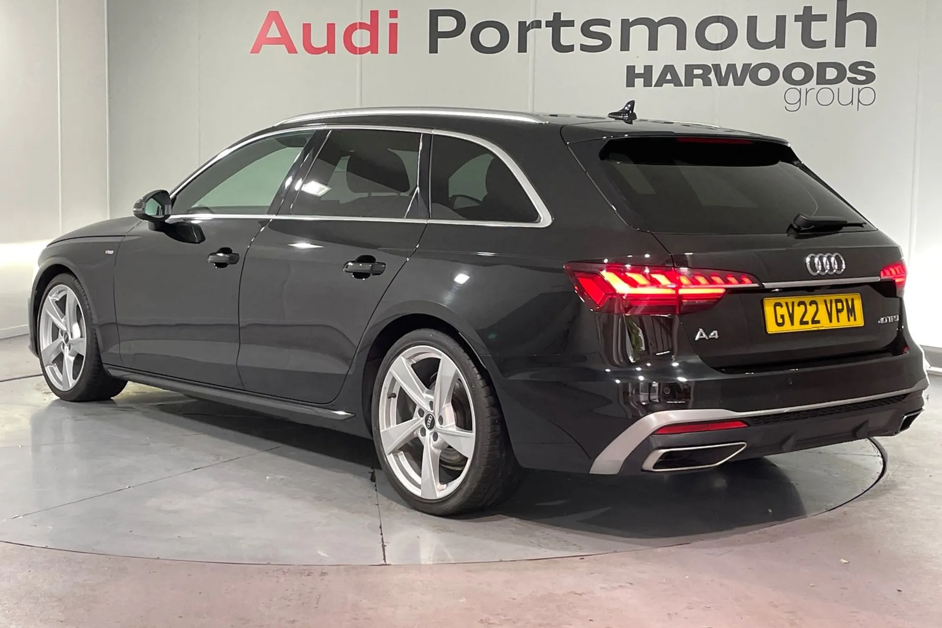 Audi A4 thumbnail image number 8