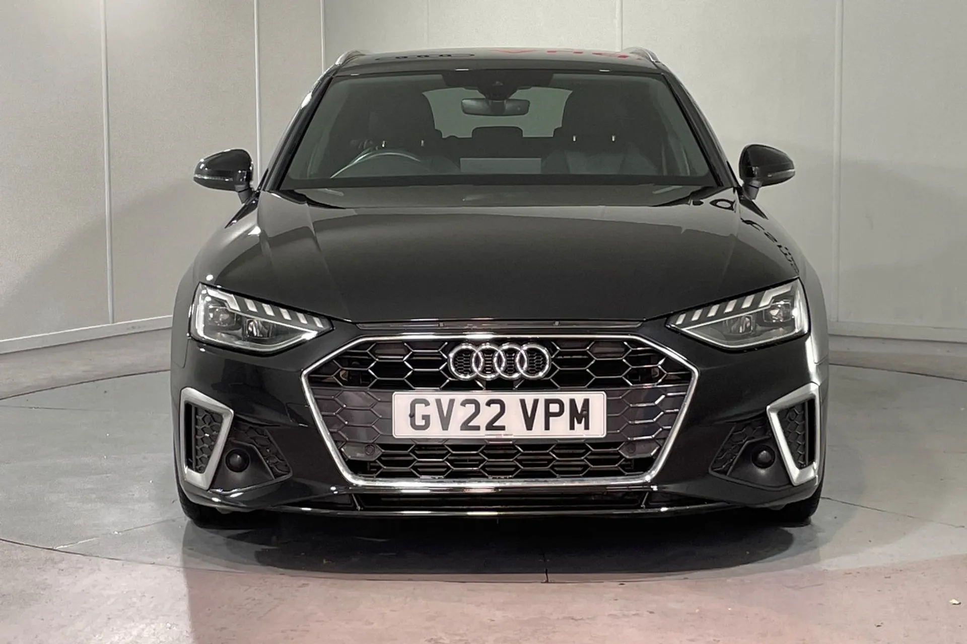 Audi A4 thumbnail image number 6