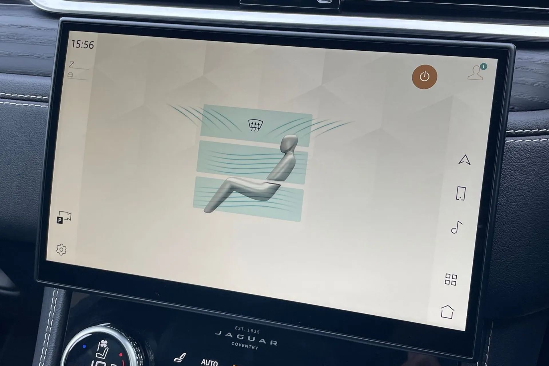 Jaguar F-PACE thumbnail image number 25