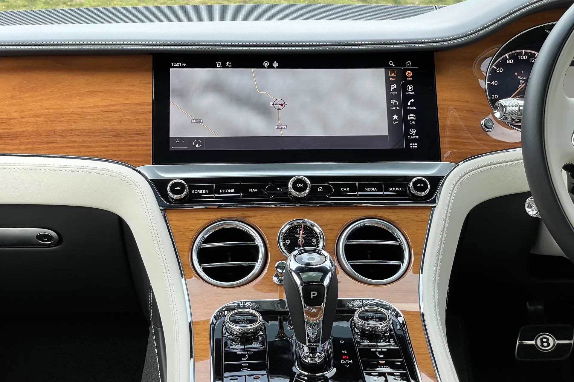 Bentley CONTINENTAL GT thumbnail image number 32