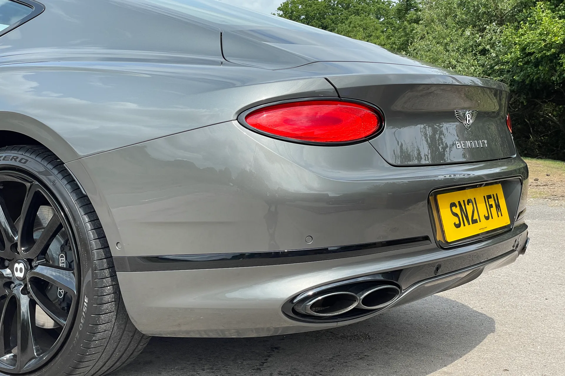 Bentley CONTINENTAL GT thumbnail image number 11