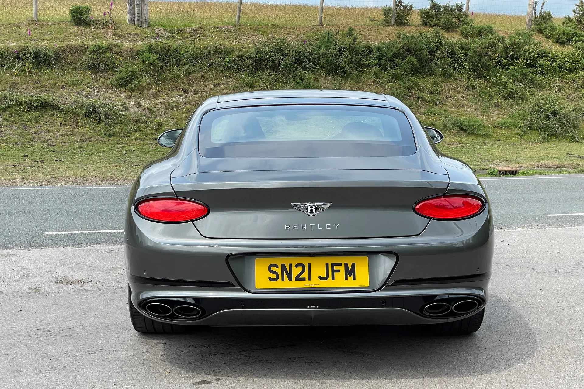 Bentley CONTINENTAL GT thumbnail image number 9