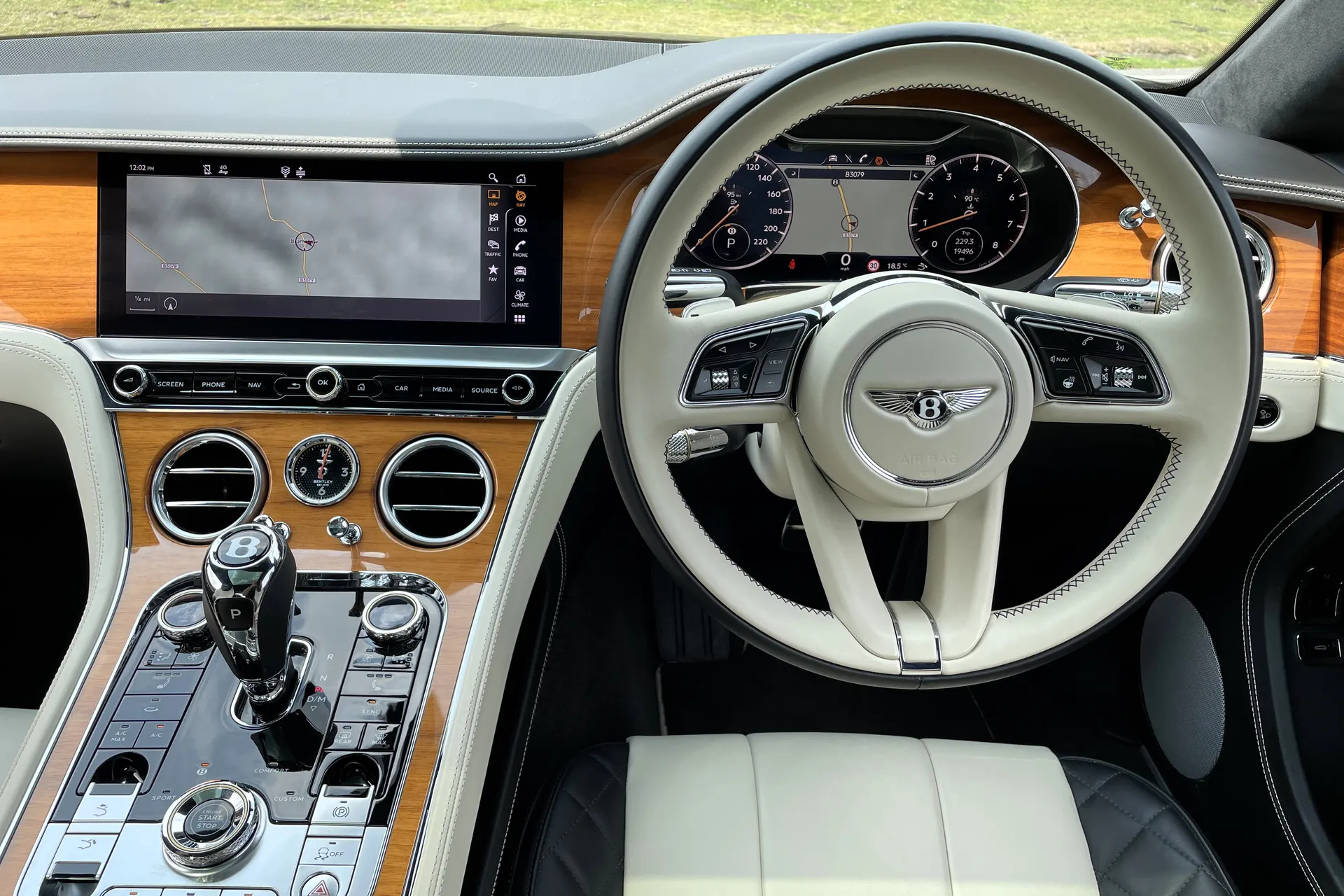 Bentley CONTINENTAL GT thumbnail image number 36