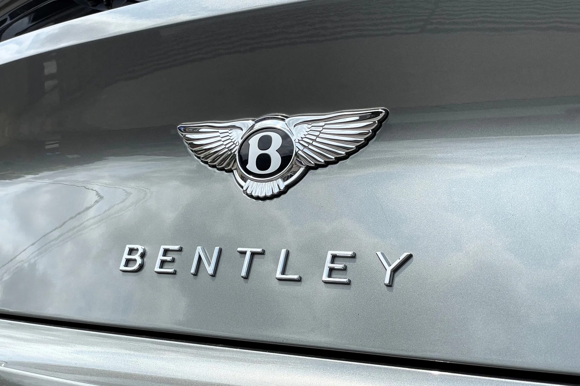 Bentley CONTINENTAL GT thumbnail image number 12