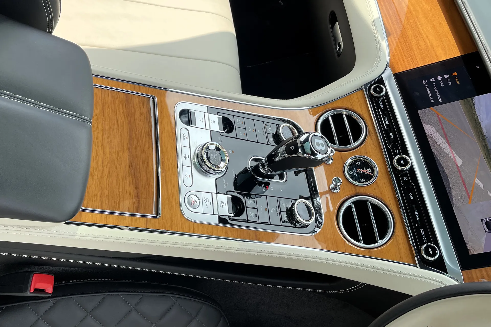 Bentley CONTINENTAL GT thumbnail image number 50